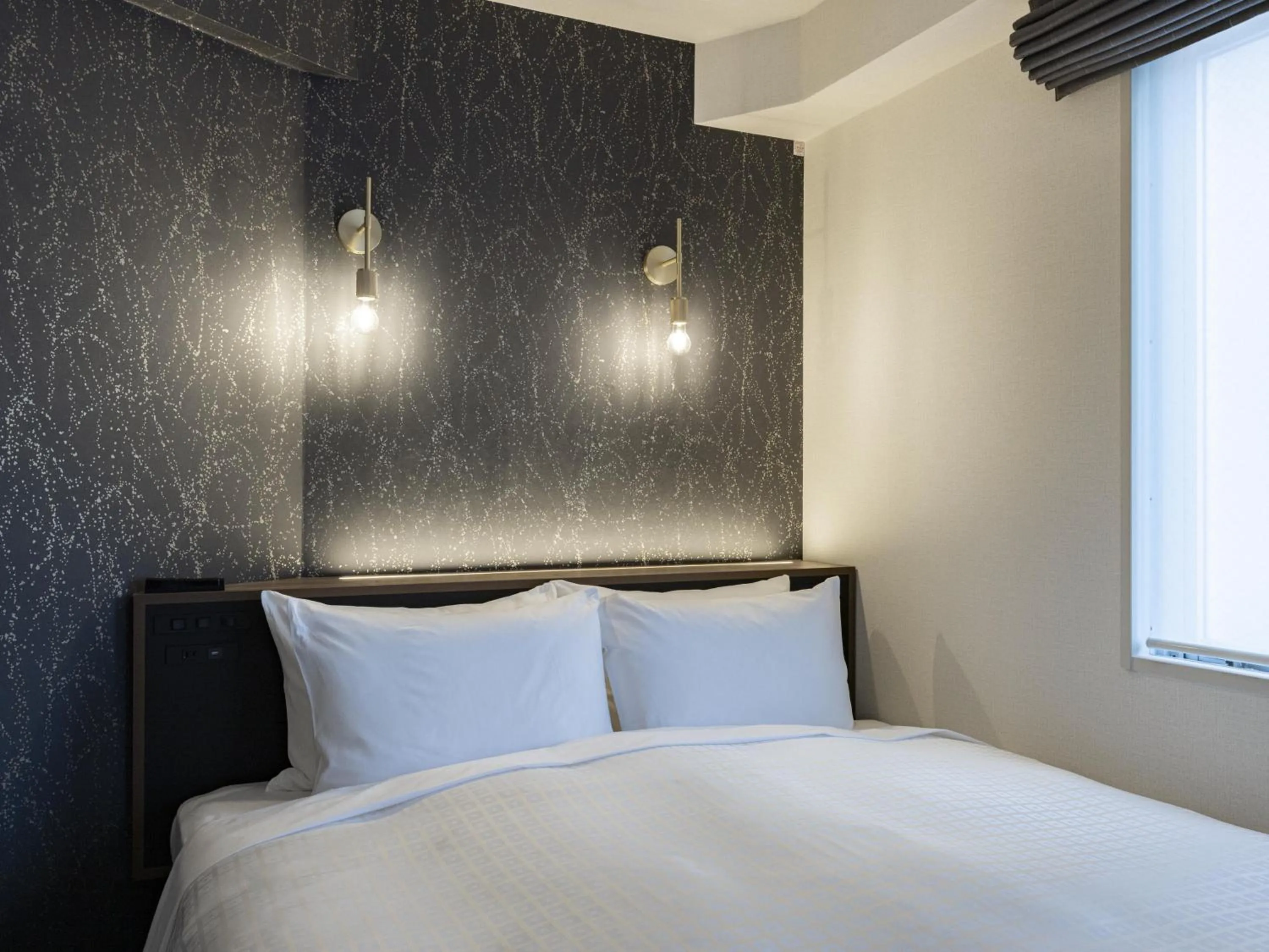 Photo of the whole room, Bed in Tokyu Stay Nishi Shinjuku