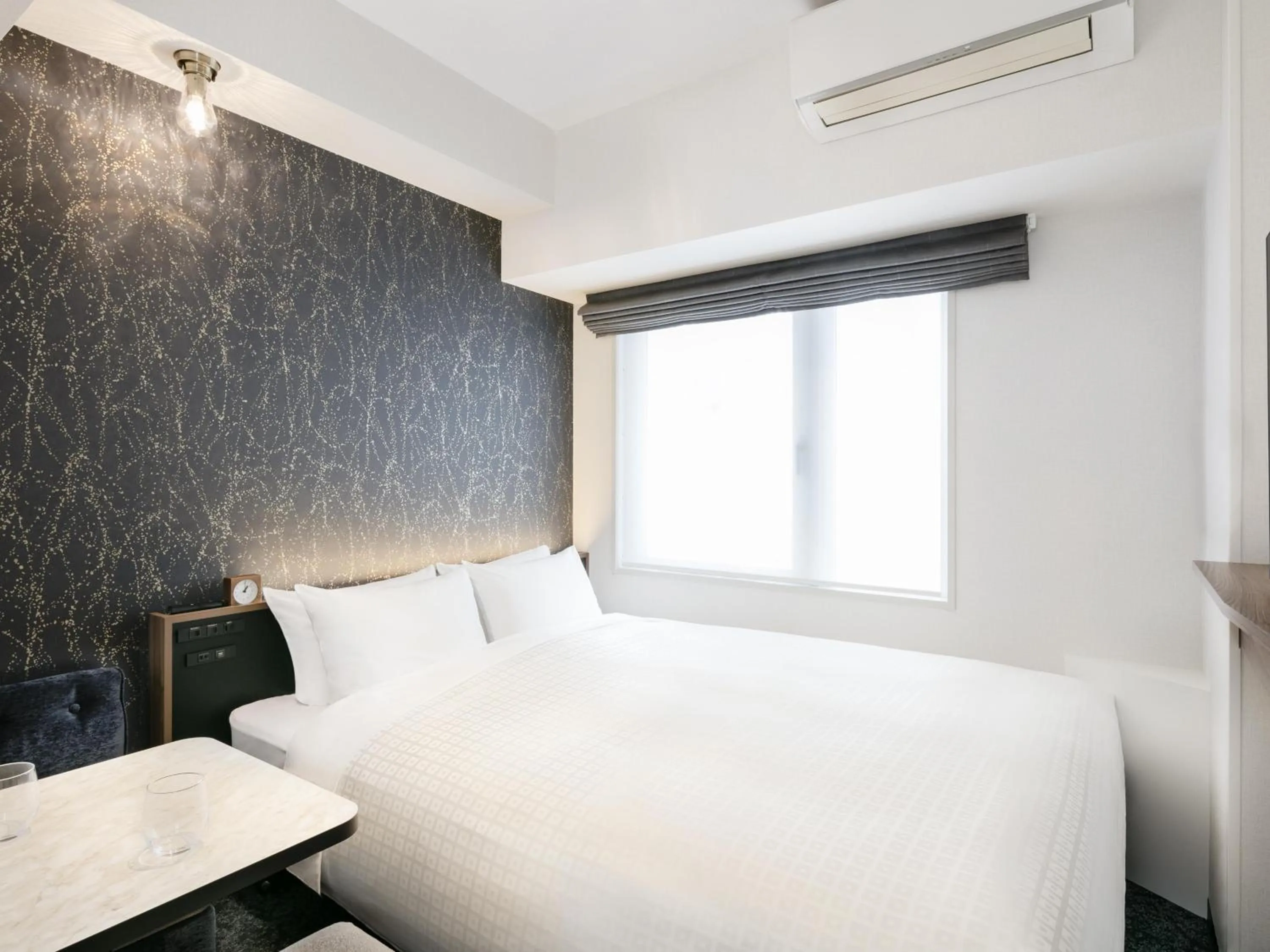 Photo of the whole room, Bed in Tokyu Stay Nishi Shinjuku