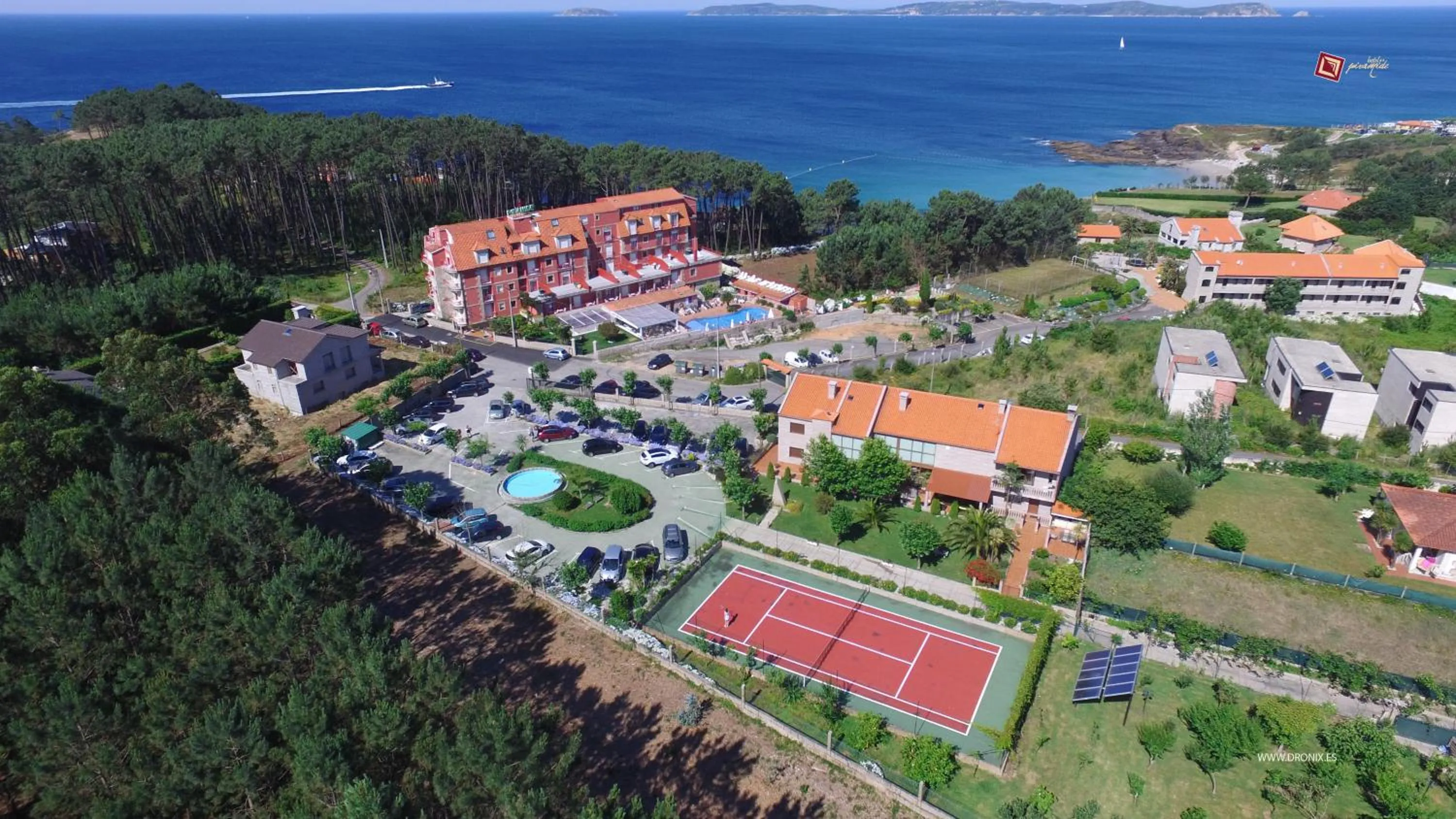 Property building in Hotel Piramide