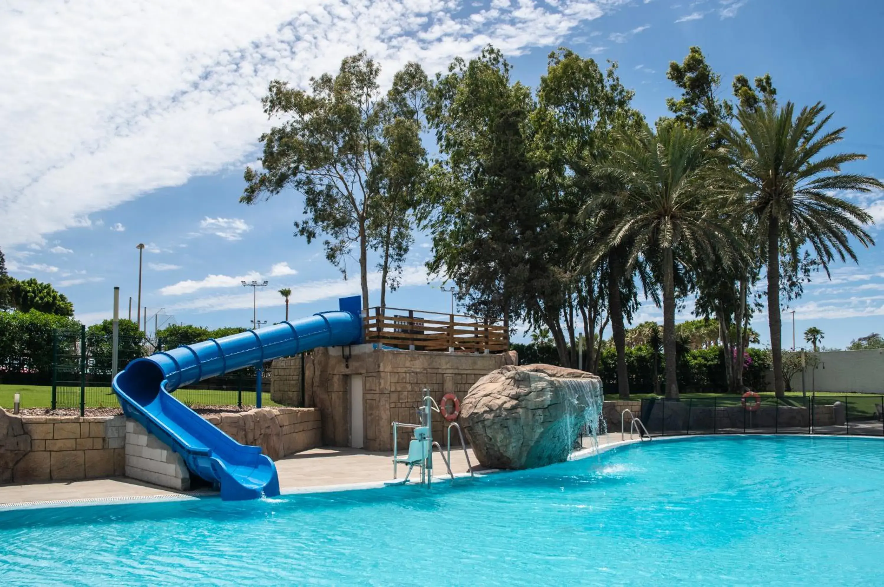 Pool view in Hotel Roquetas El Palmeral by Pierre & Vacances Pool view in Hotel Roquetas El Palmeral by Pierre & Vacances