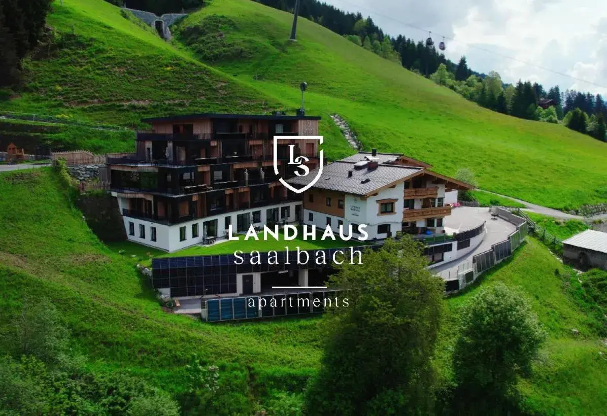 Landhaus Saalbach - Ski in & out Landhaus Saalbach - Ski in & out