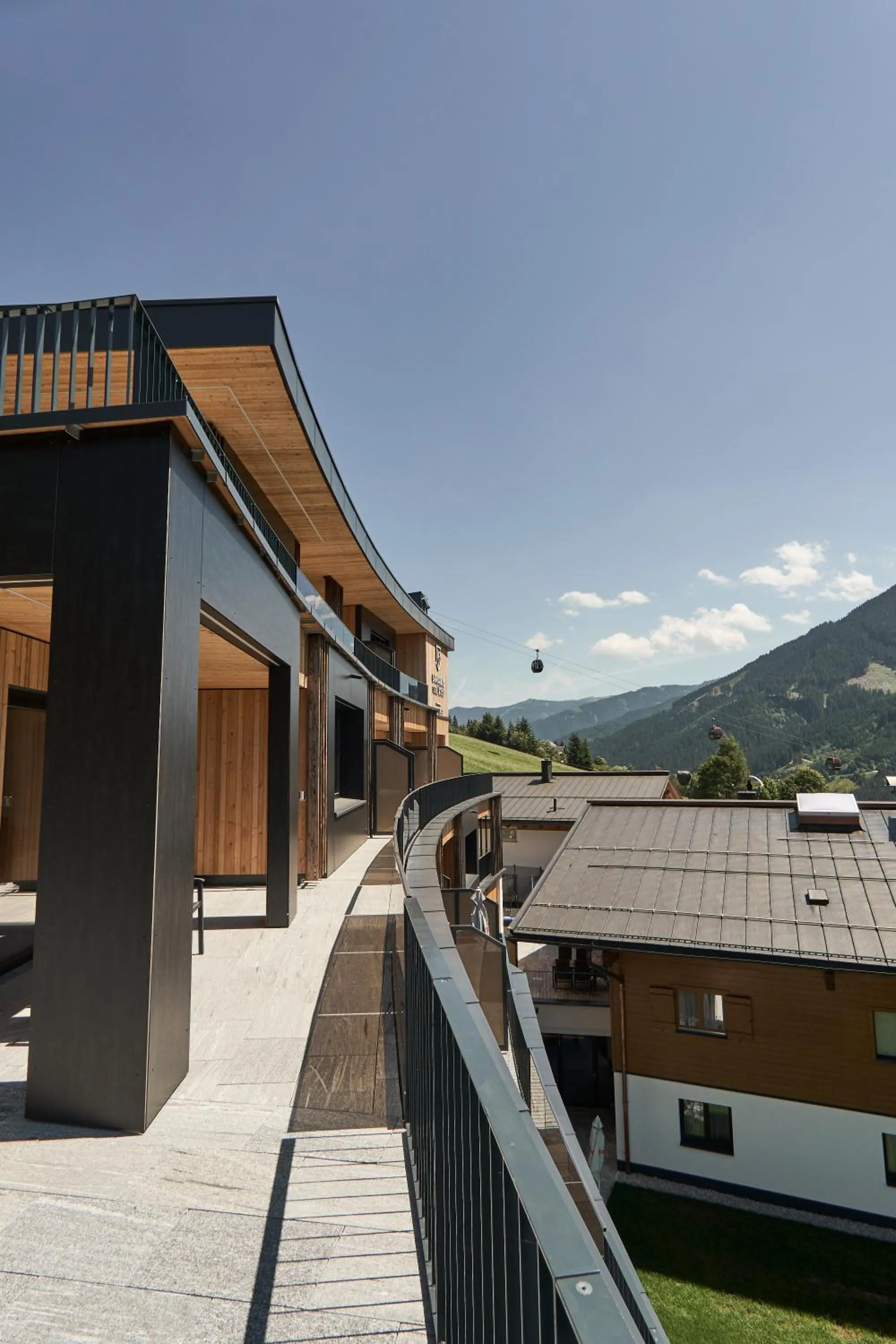 Property building in Landhaus Saalbach - Ski in & out