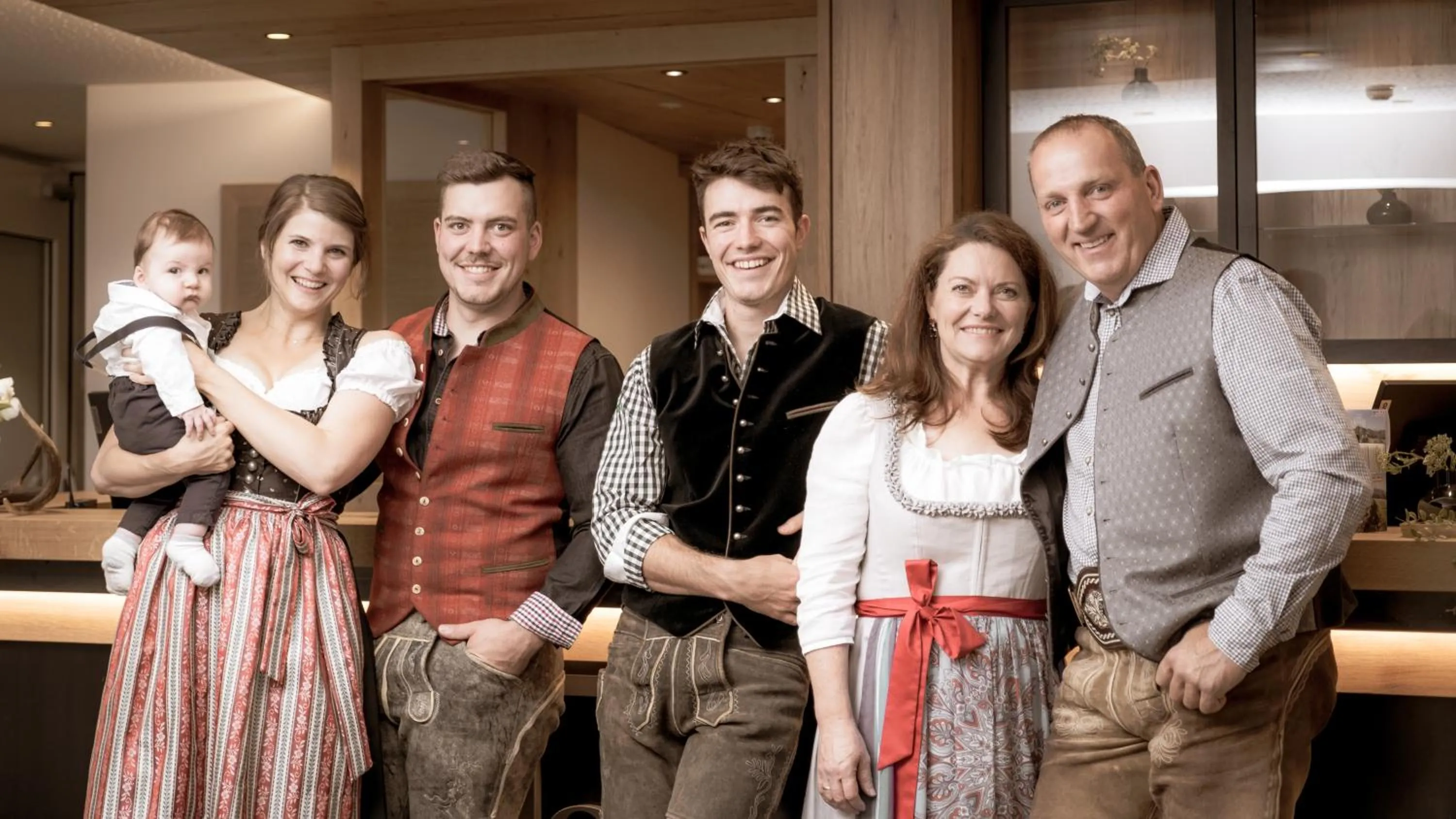 People in Landhaus Saalbach - Ski in & out