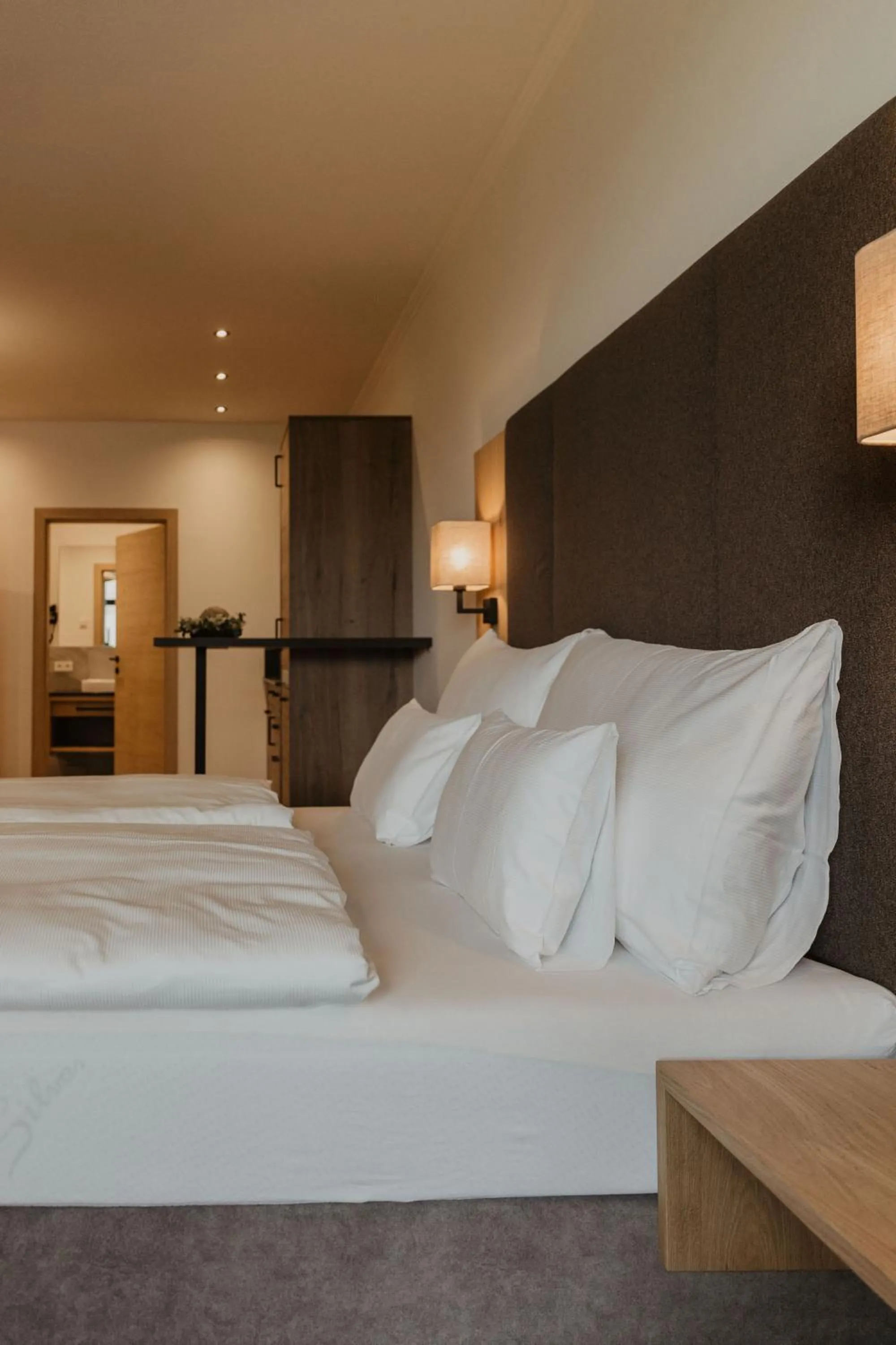 Bed in Landhaus Saalbach - Ski in & out