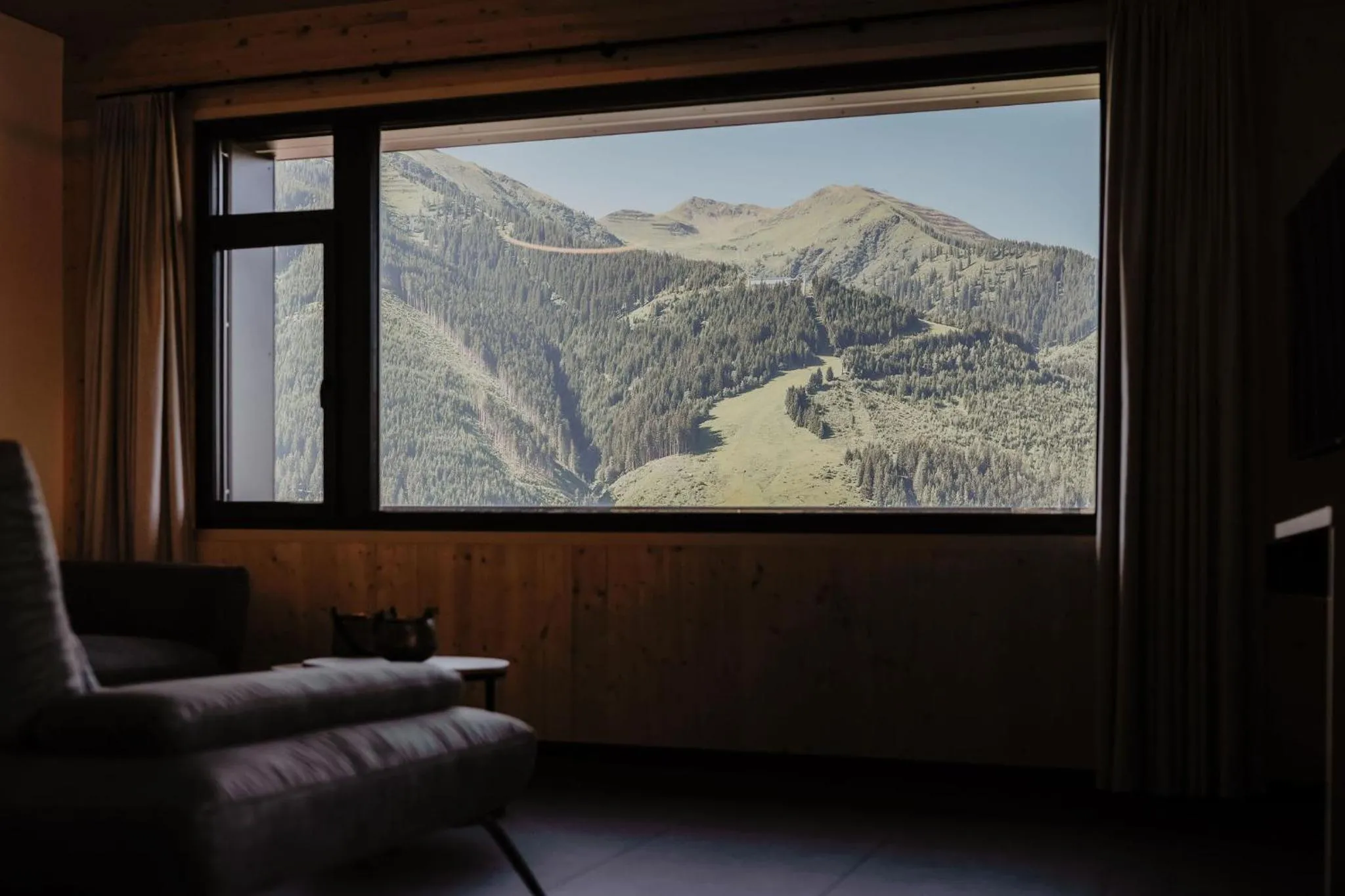Living room in Landhaus Saalbach - Ski in & out
