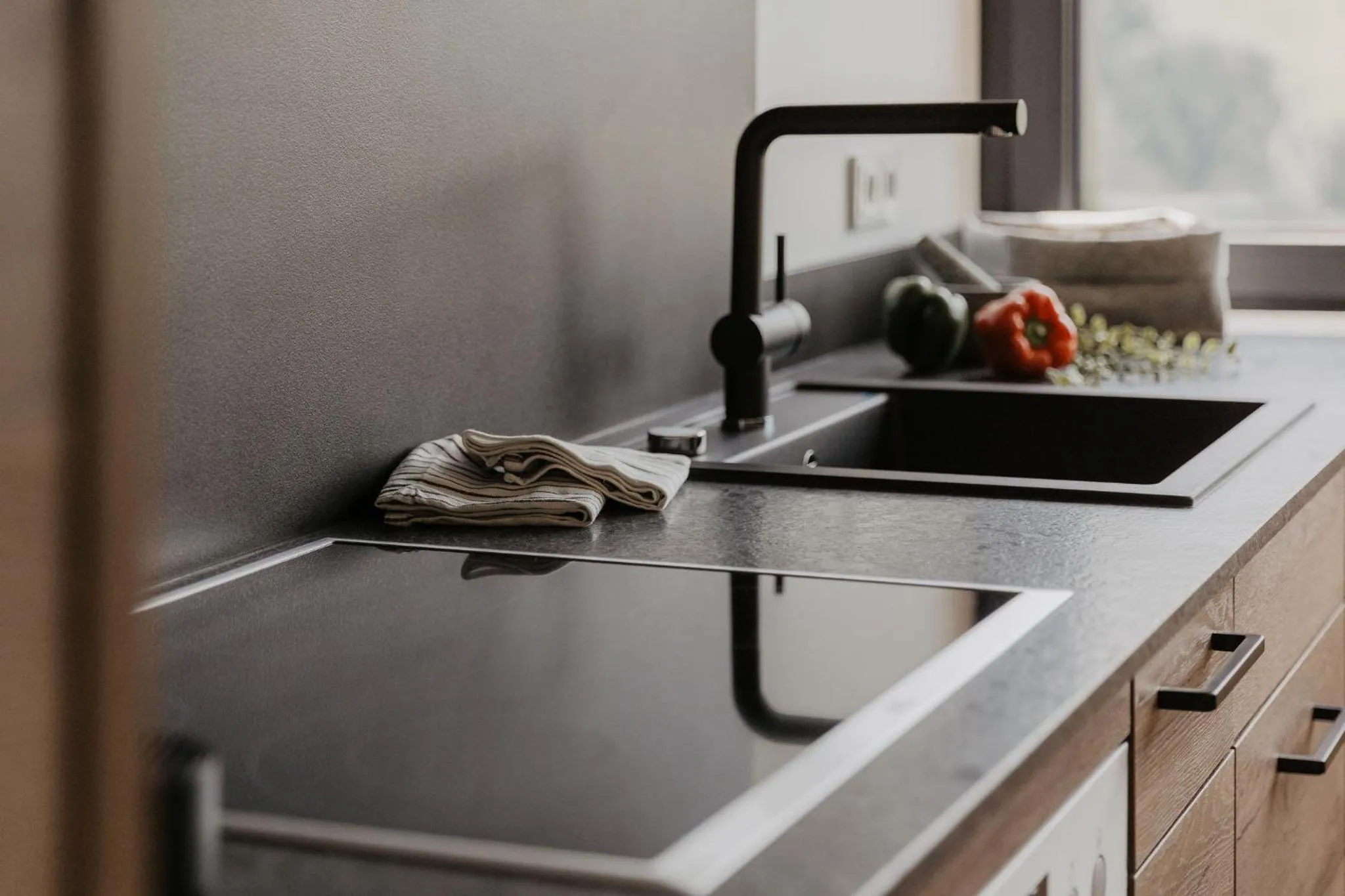 Kitchen or kitchenette in Landhaus Saalbach - Ski in & out