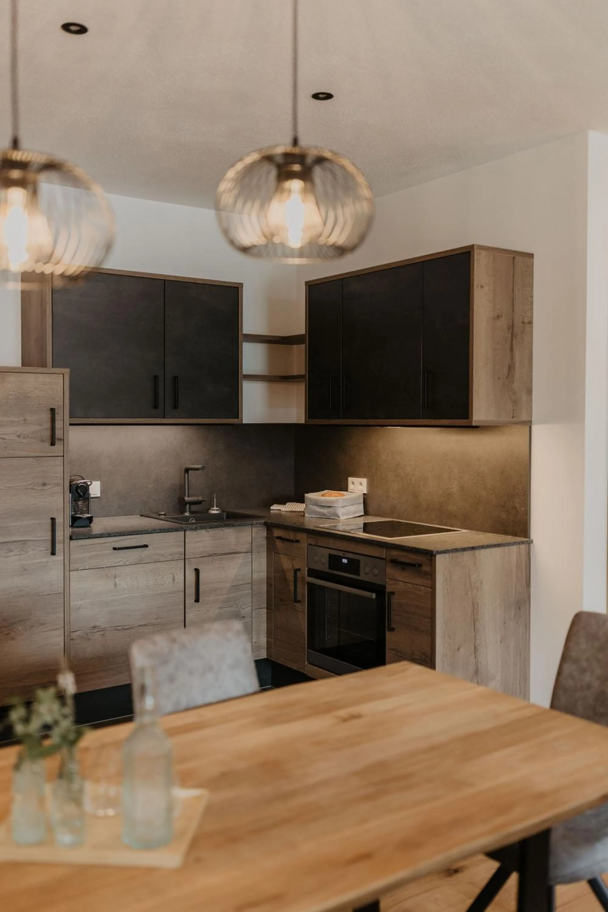 Kitchen or kitchenette in Landhaus Saalbach - Ski in & out