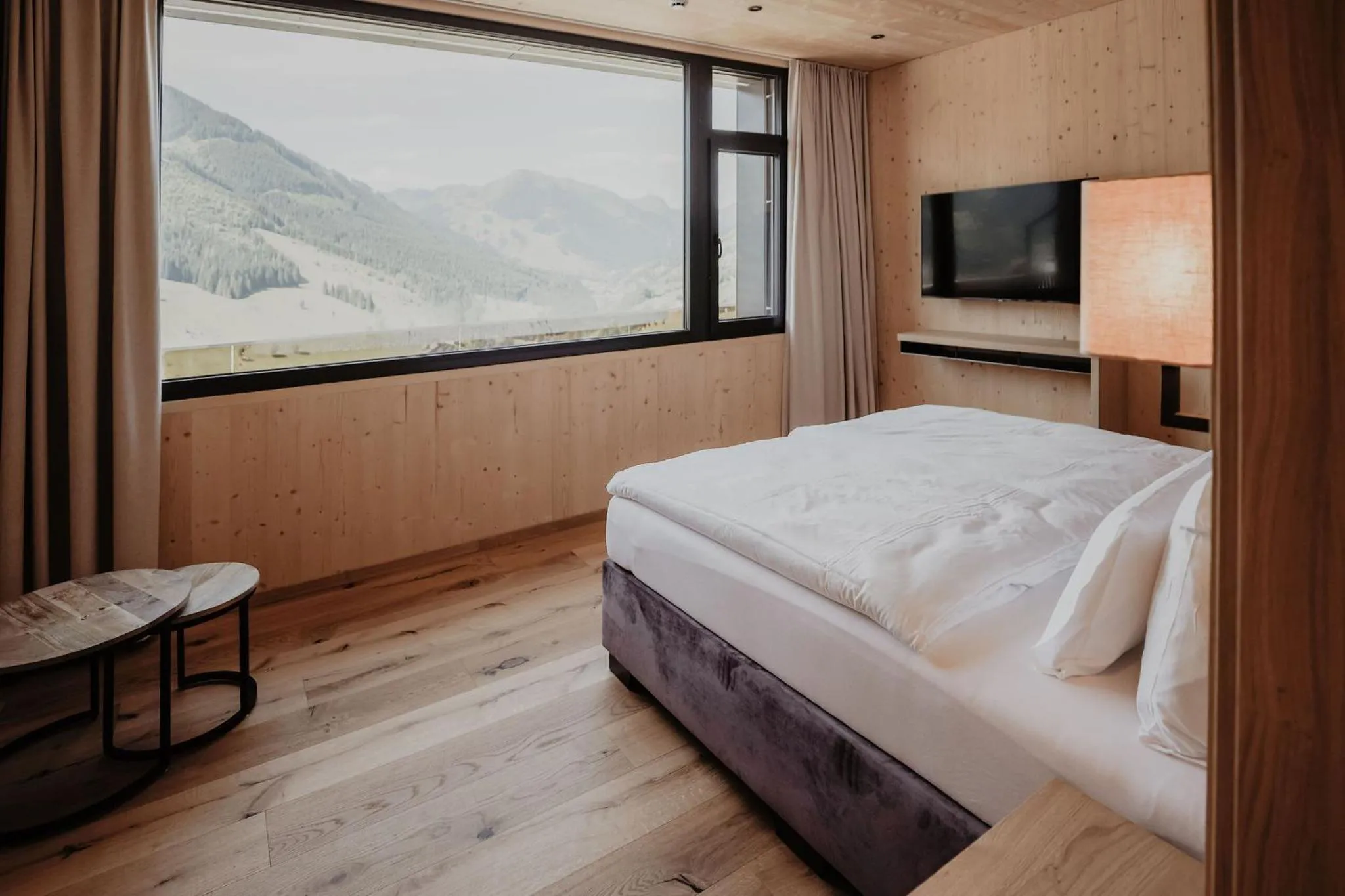 TV and multimedia, Bed in Landhaus Saalbach - Ski in & out