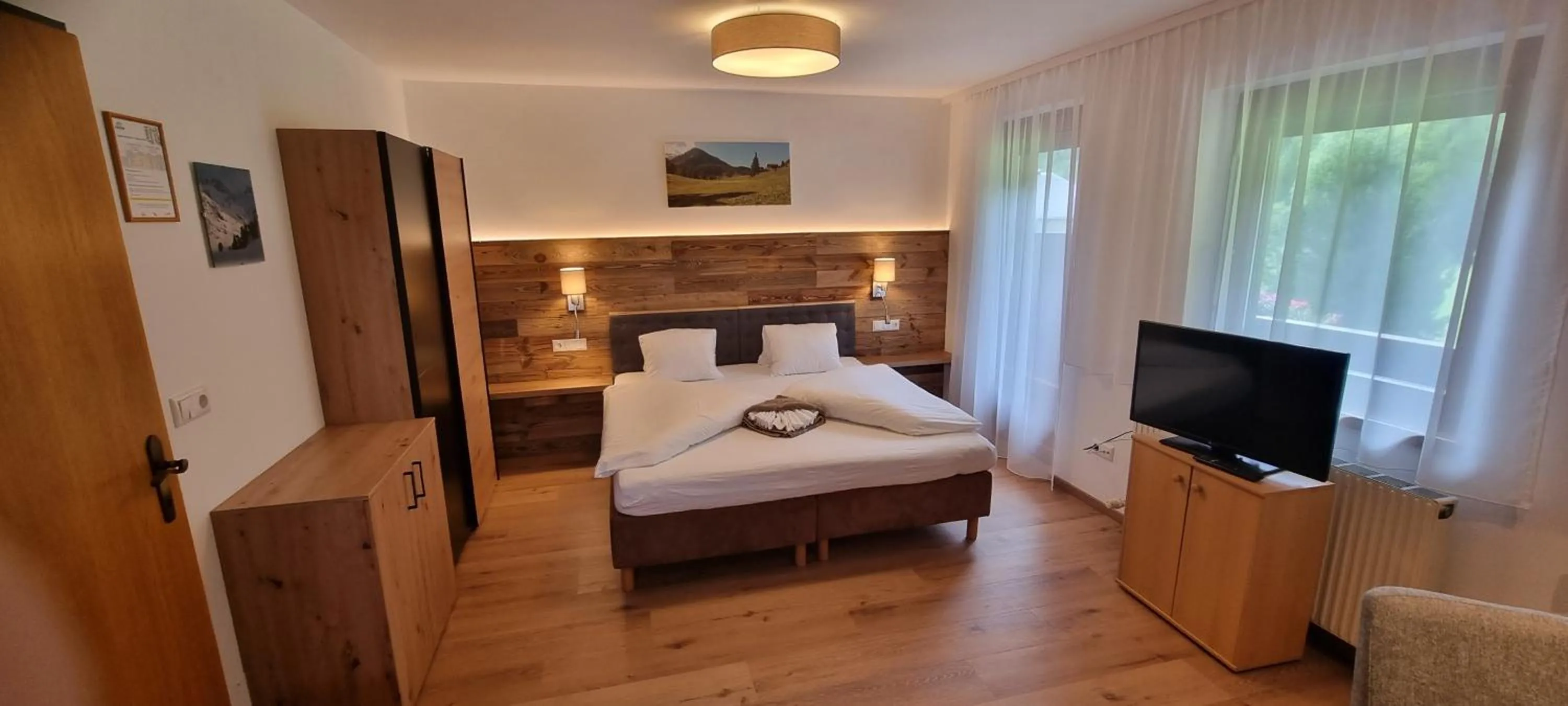 Bed in Hotel Gasthof Edelweiß