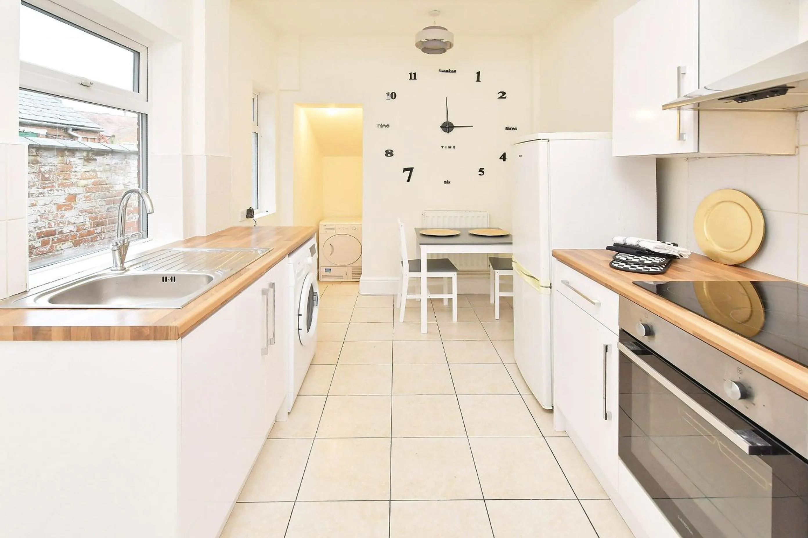 Kitchen or kitchenette in Townhouse @ Earle Street Crewe