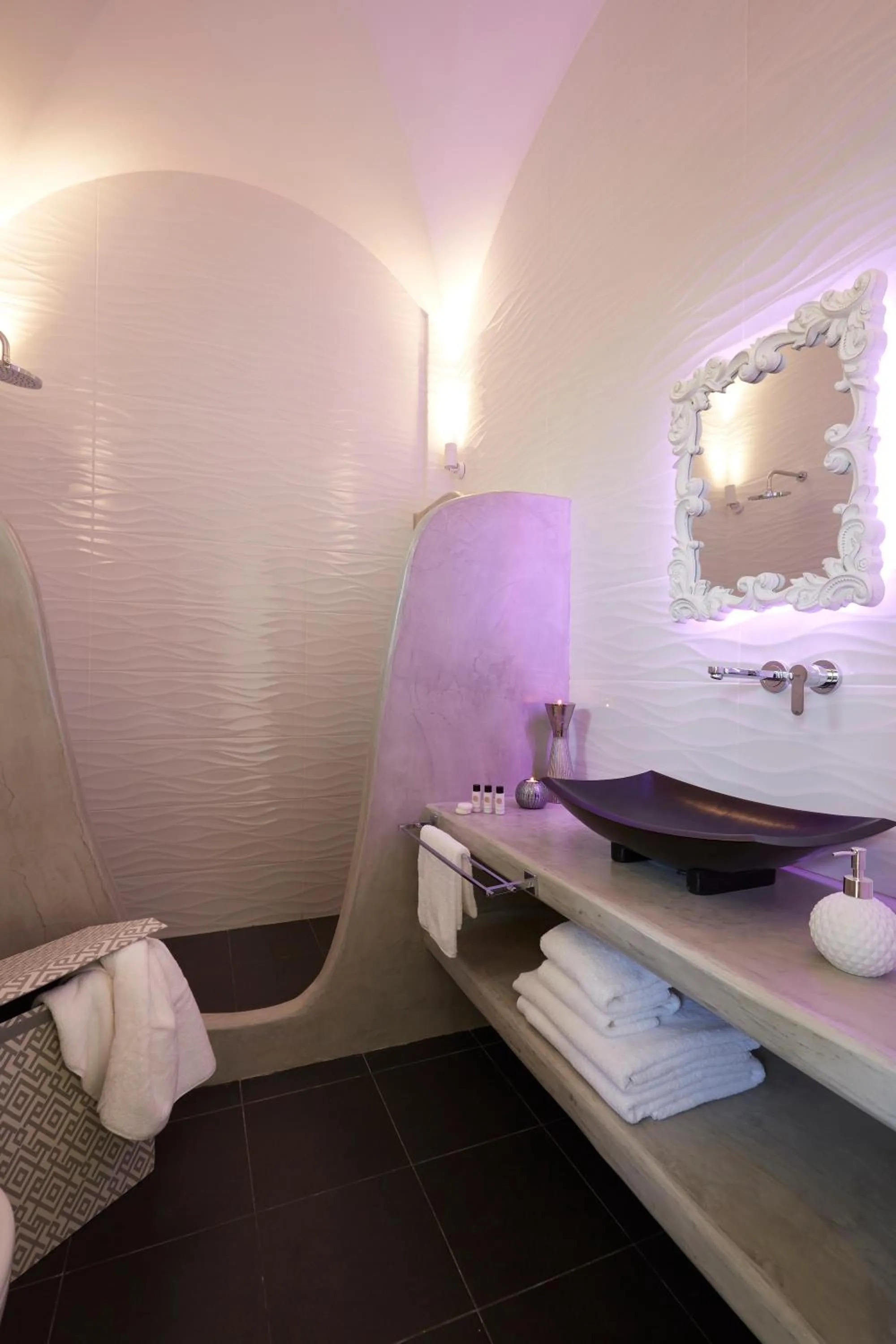 Bathroom in Amara Suites Santorini