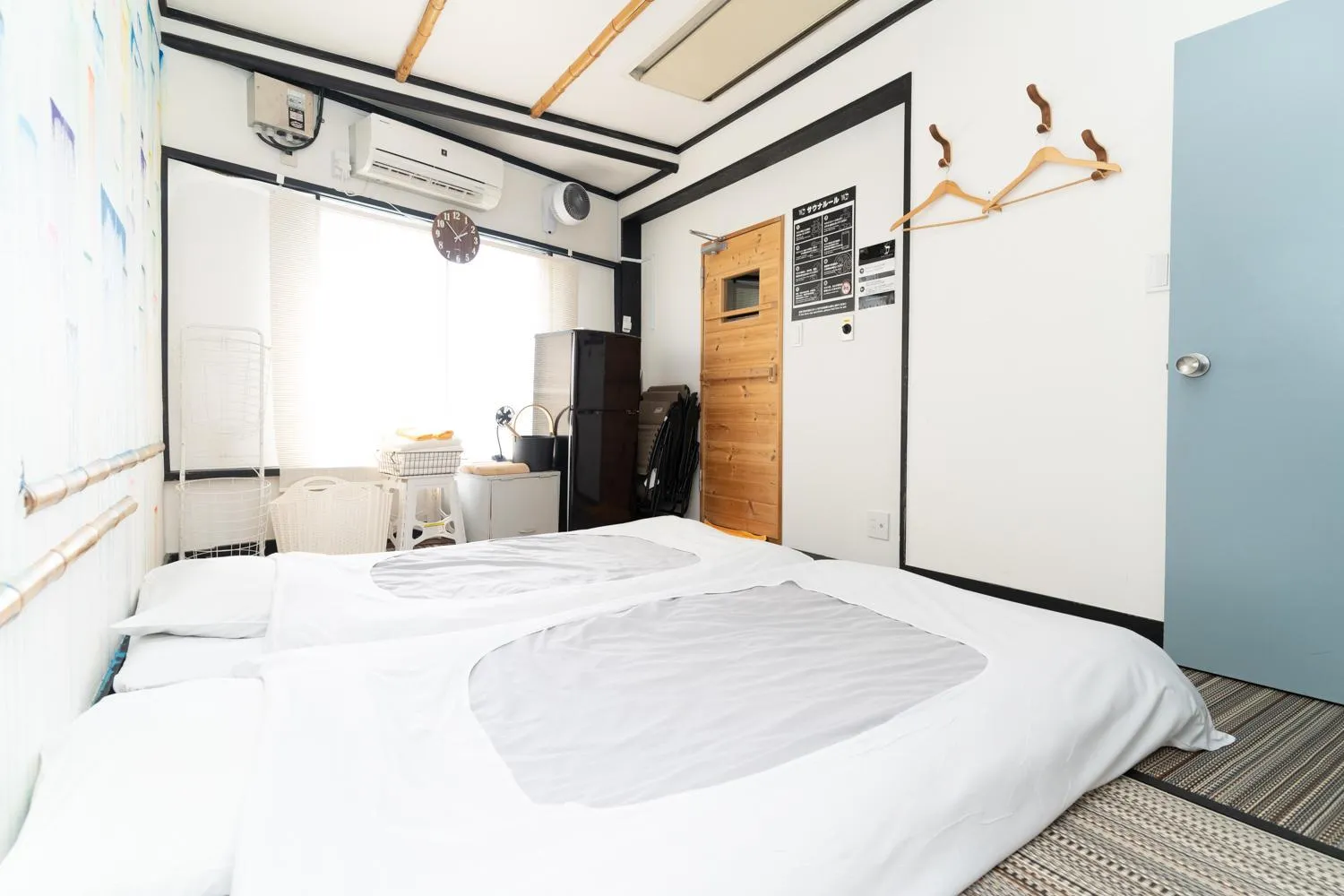 Bed in Tokyo Guest House Ouji Music Lounge