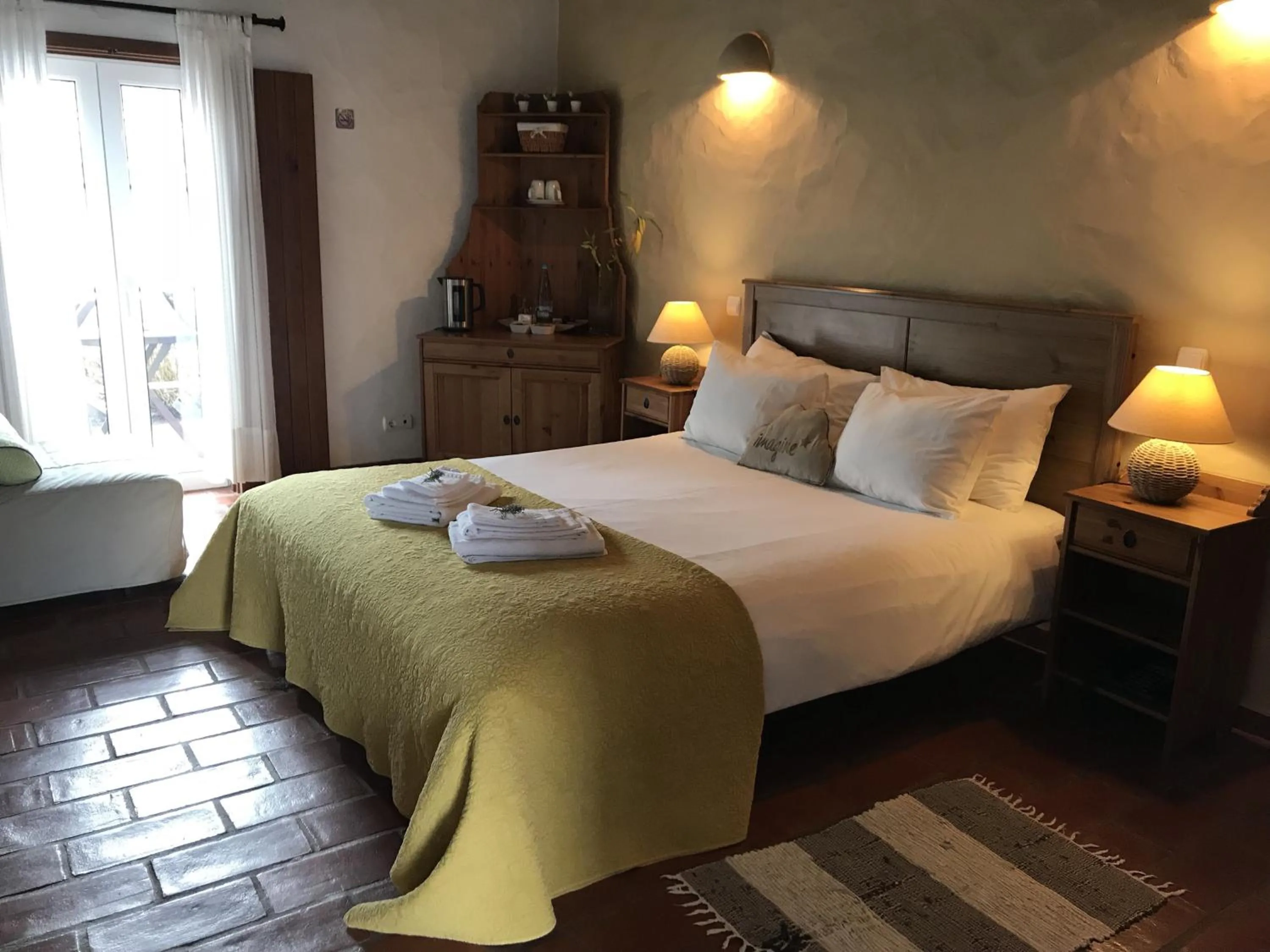 Bedroom, Bed in Herdade Do Freixial - Turismo Rural
