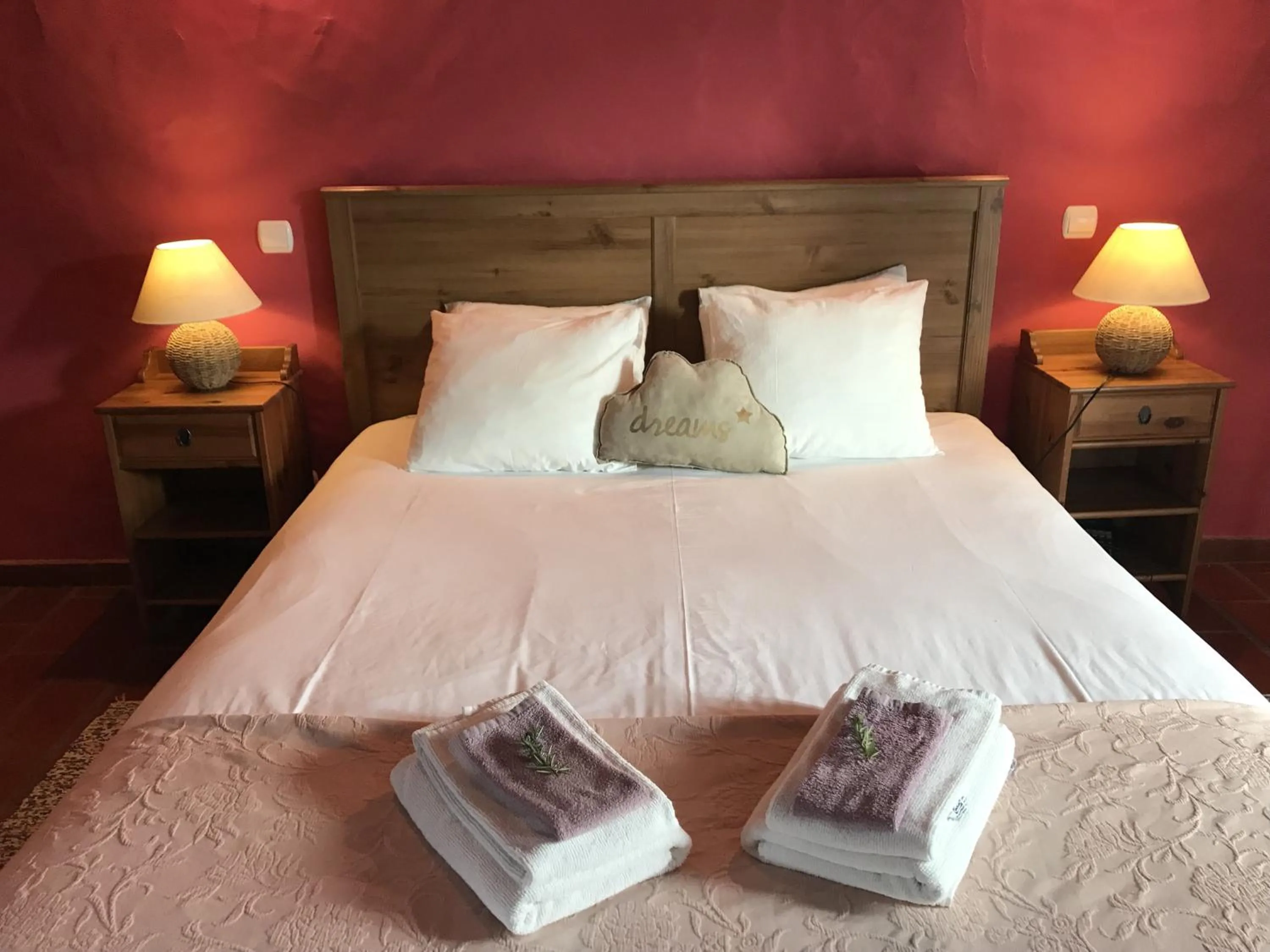 Bedroom, Bed in Herdade Do Freixial - Turismo Rural