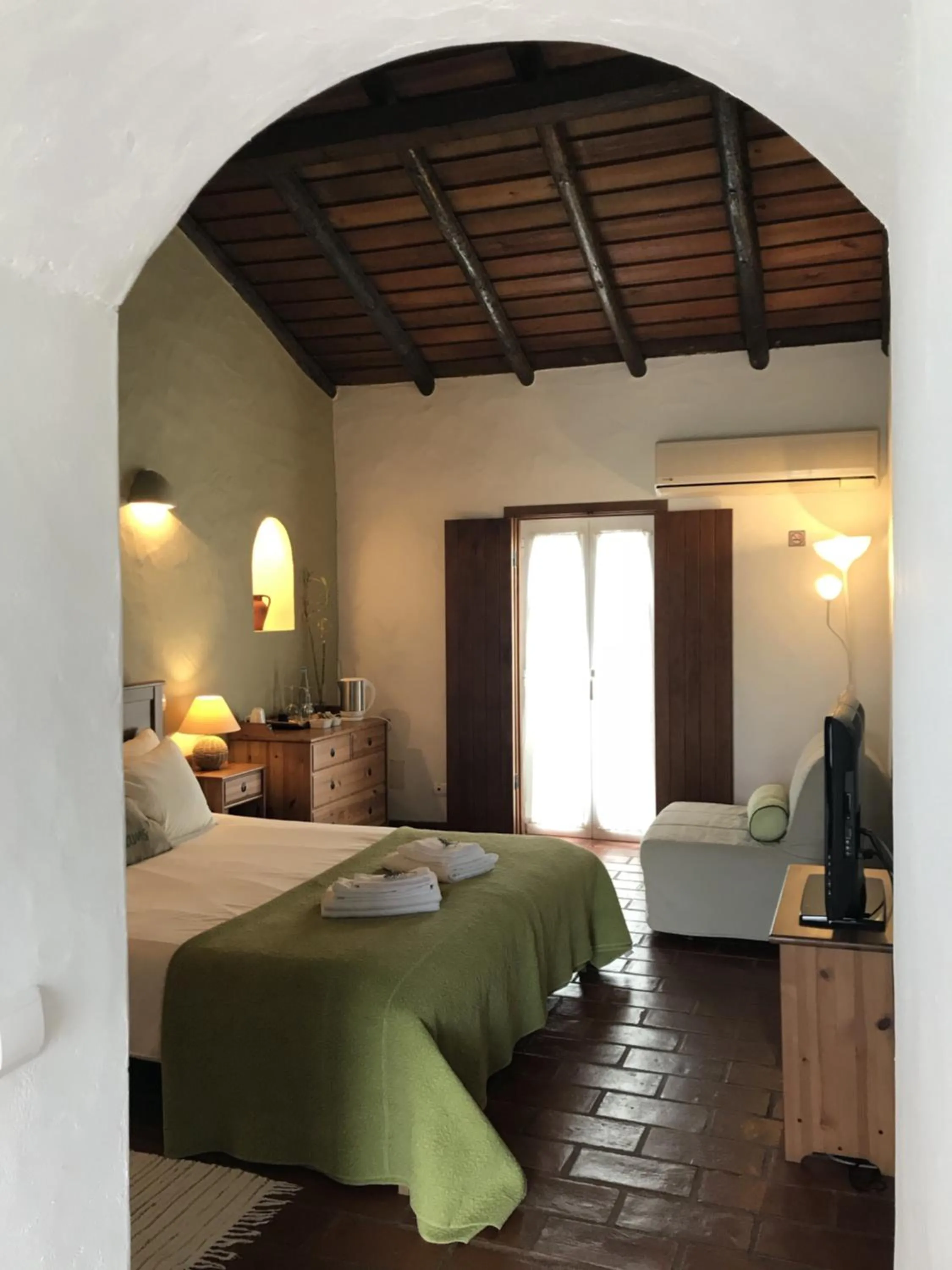 Bedroom, Bed in Herdade Do Freixial - Turismo Rural