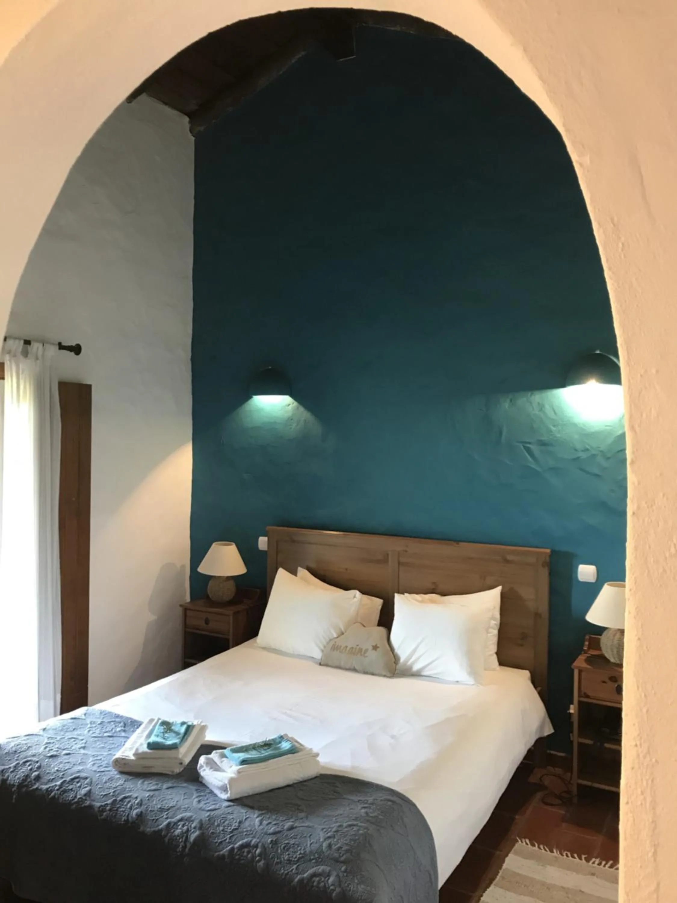 Bedroom, Bed in Herdade Do Freixial - Turismo Rural