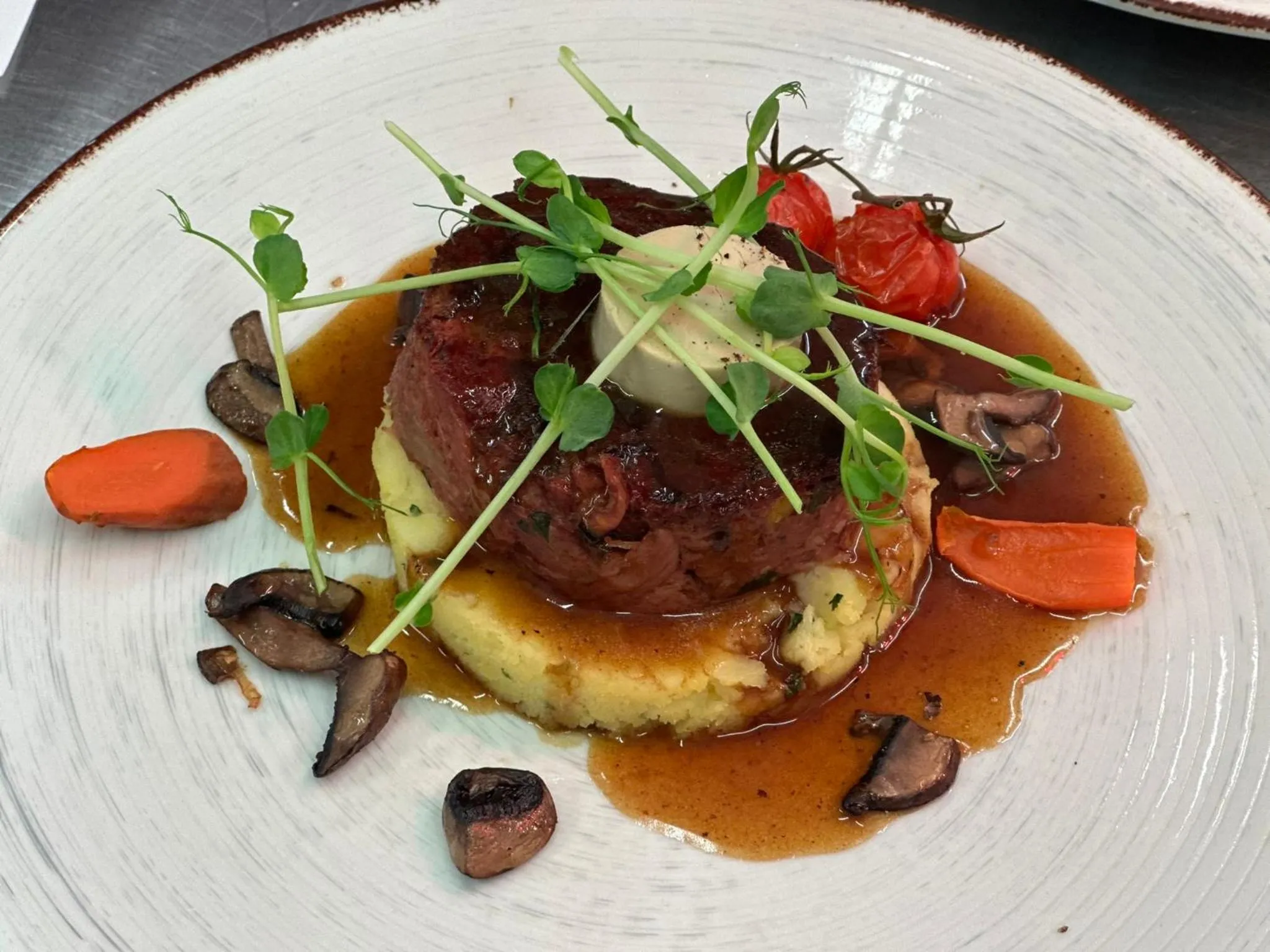 Restaurant/places to eat in Hôtel de la Tabletterie