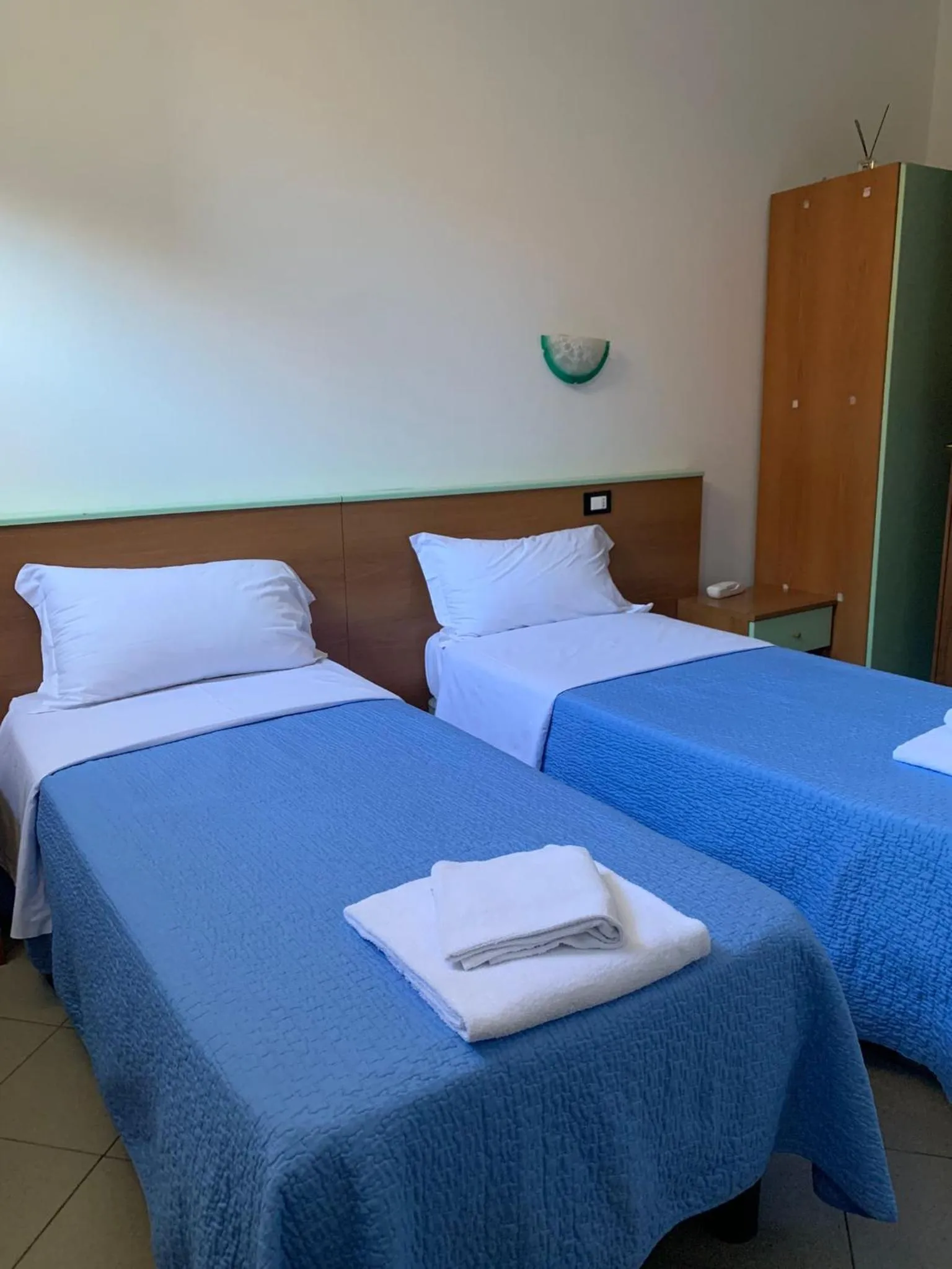 Bed in Hotel Mercurio