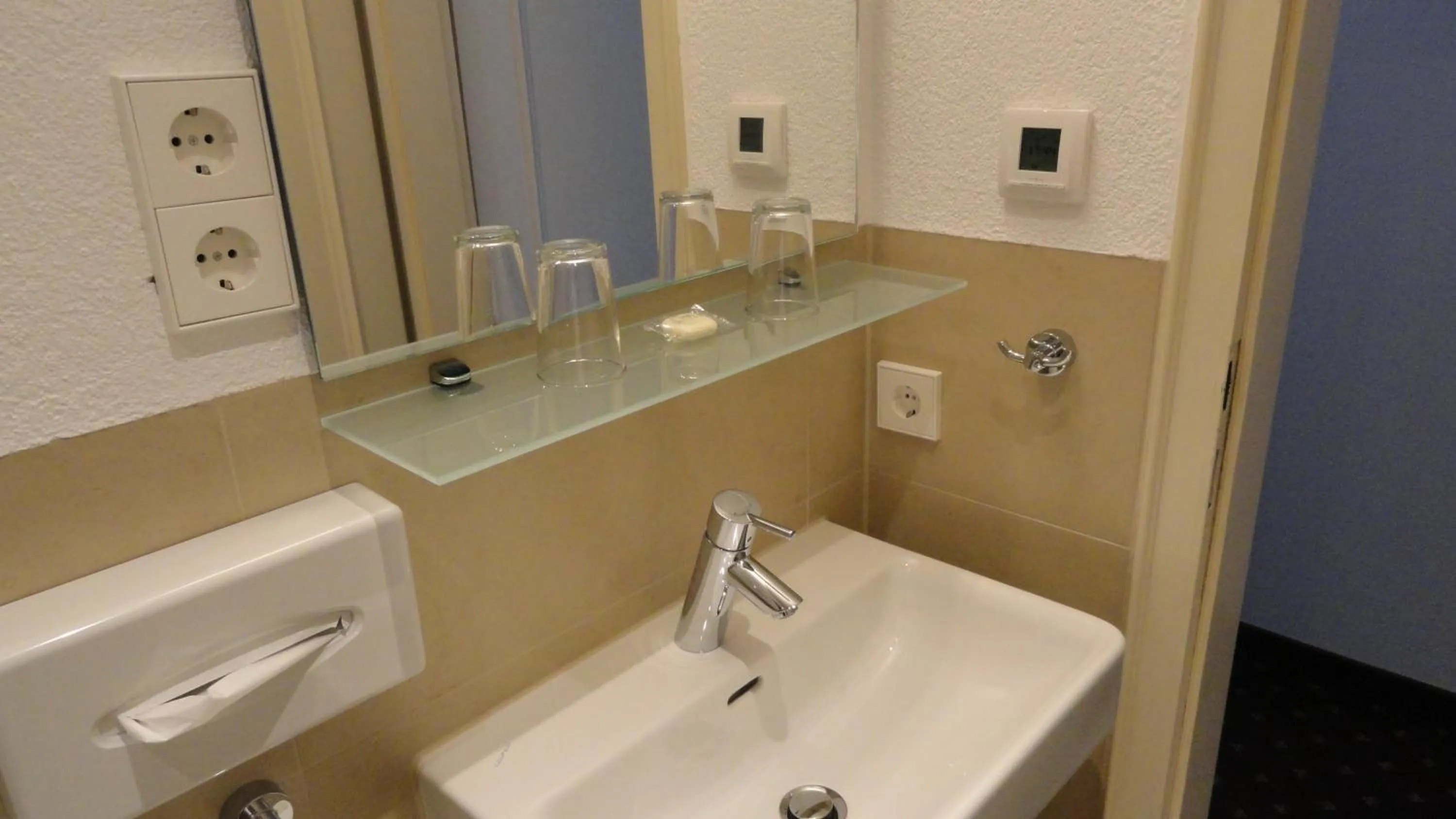 Bathroom in Hotel Einhorn