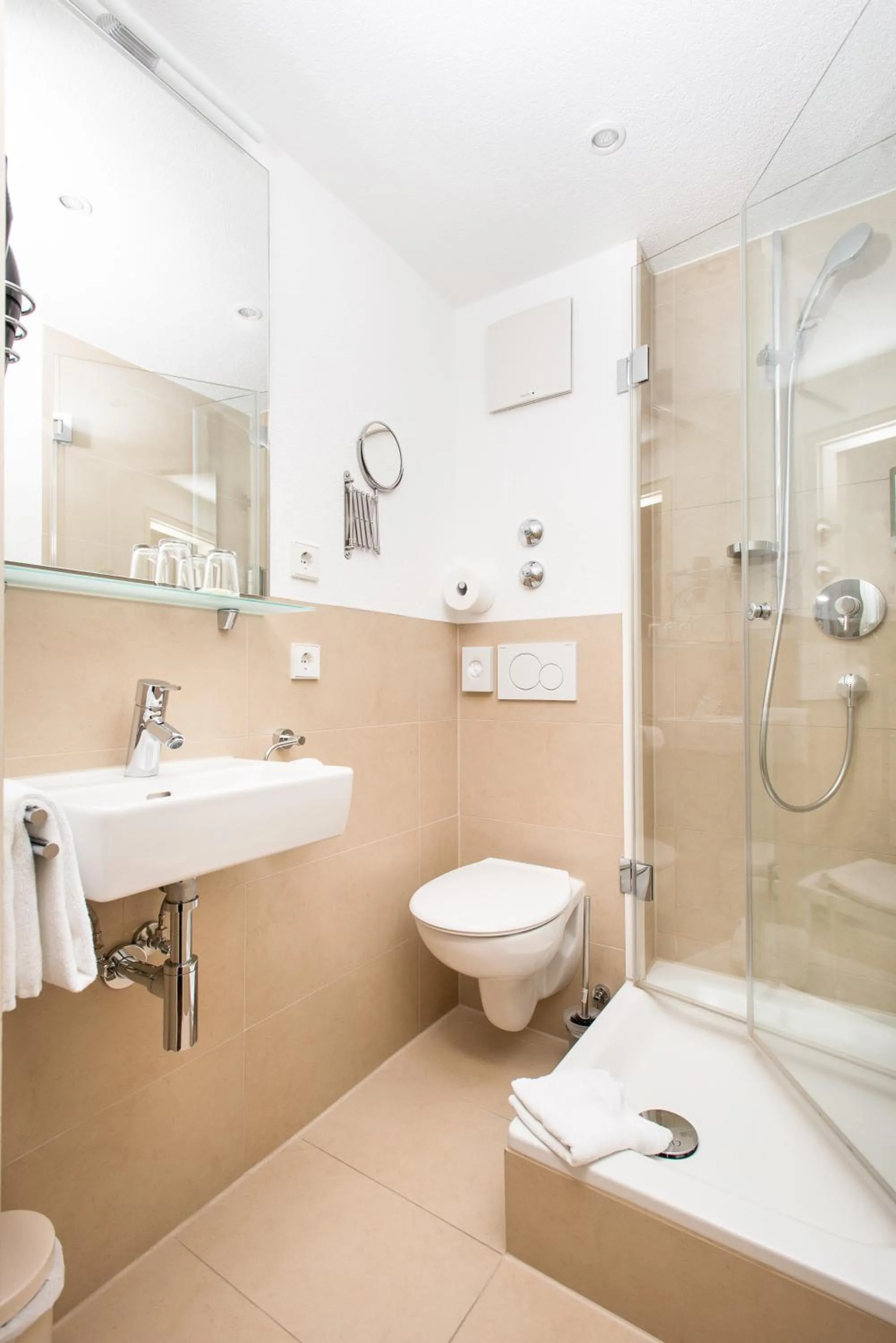 Bathroom in Hotel Einhorn