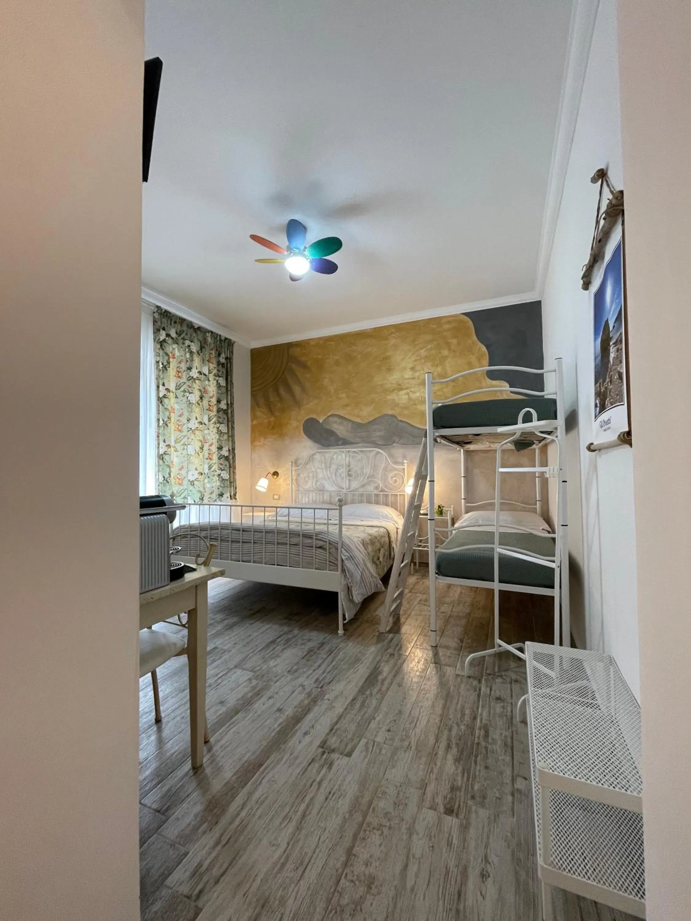Photo of the whole room, Bed in LaGarolina Del Conero B&B