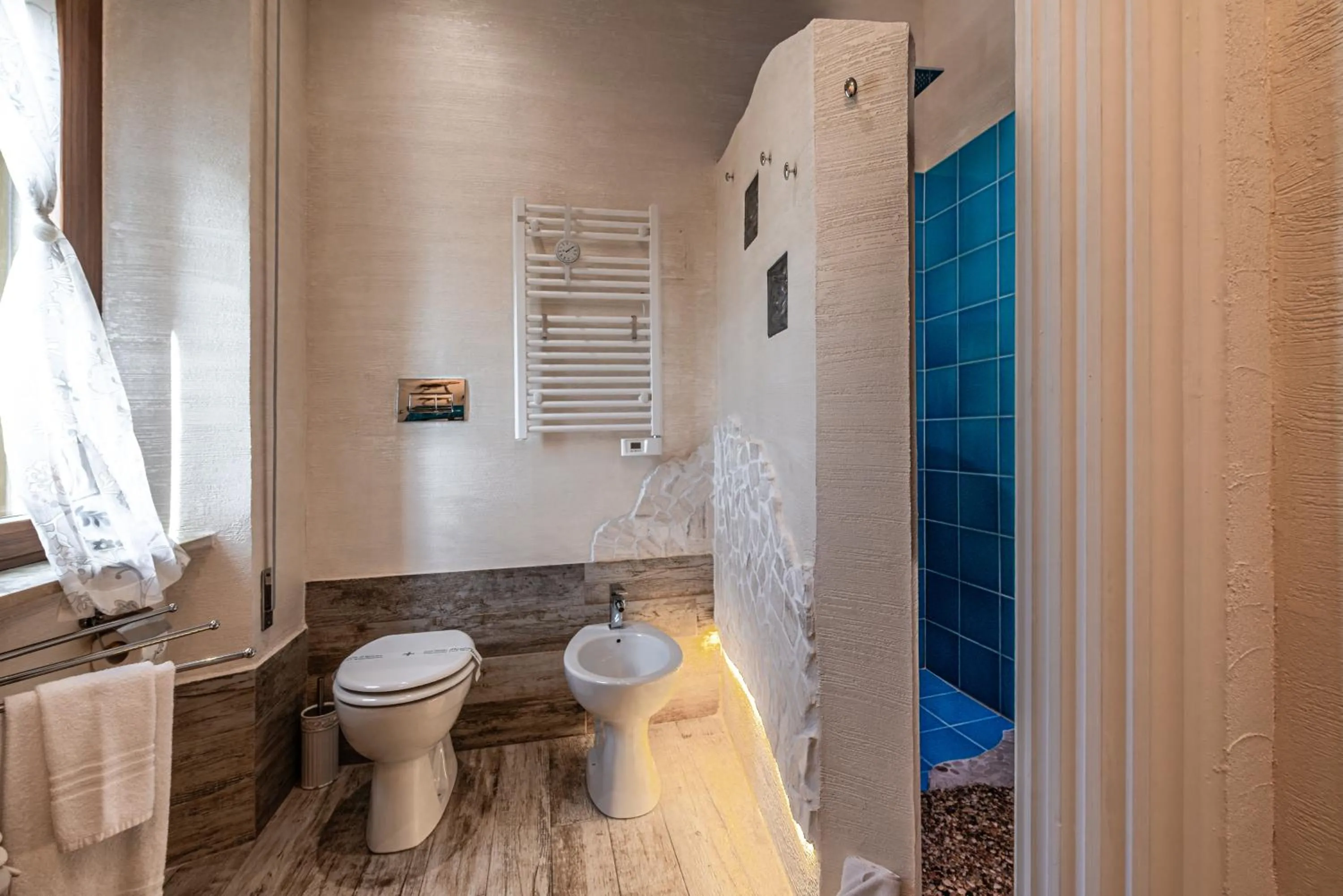 Bathroom in LaGarolina Del Conero B&B