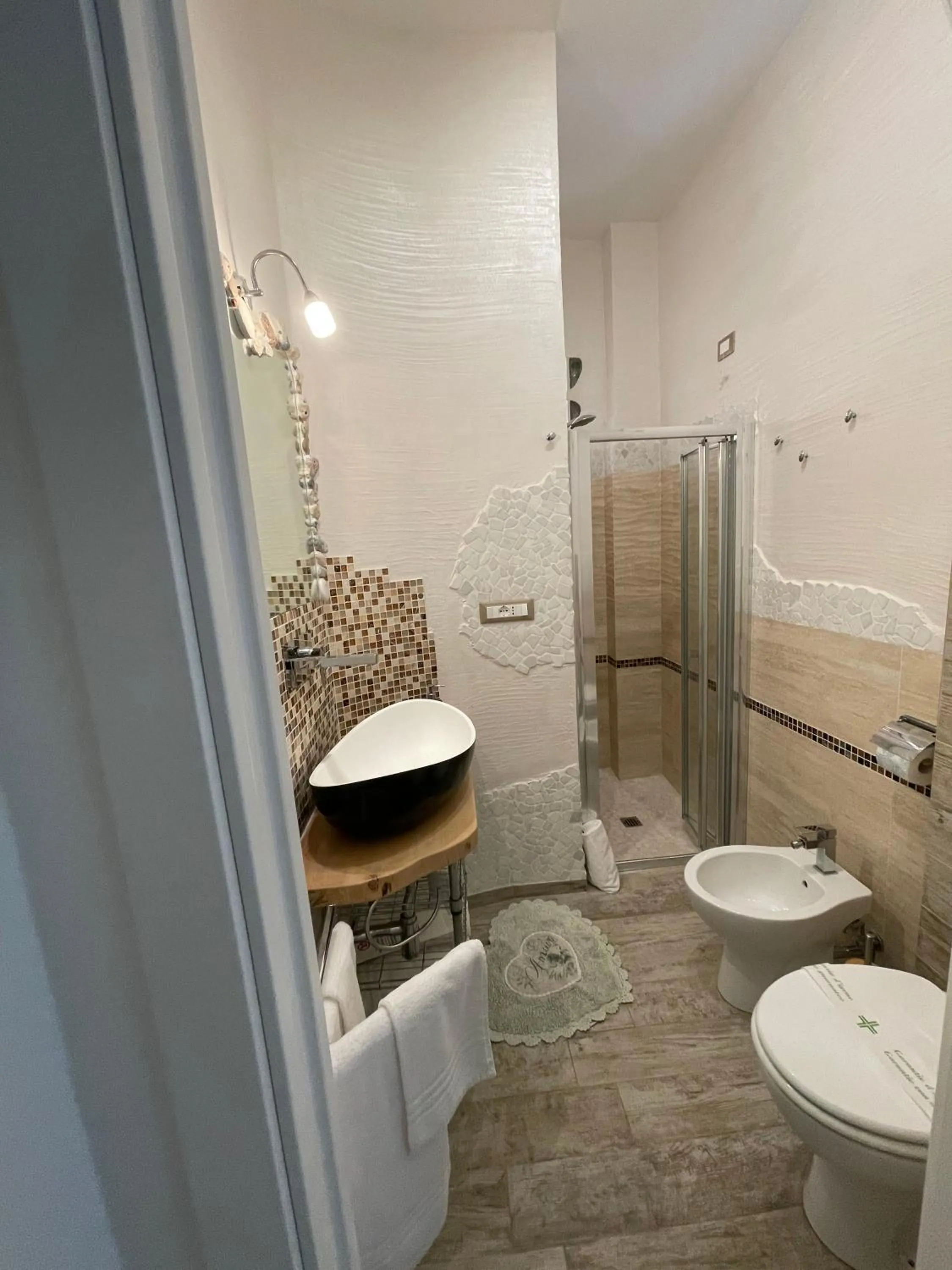 Toilet in LaGarolina Del Conero B&B