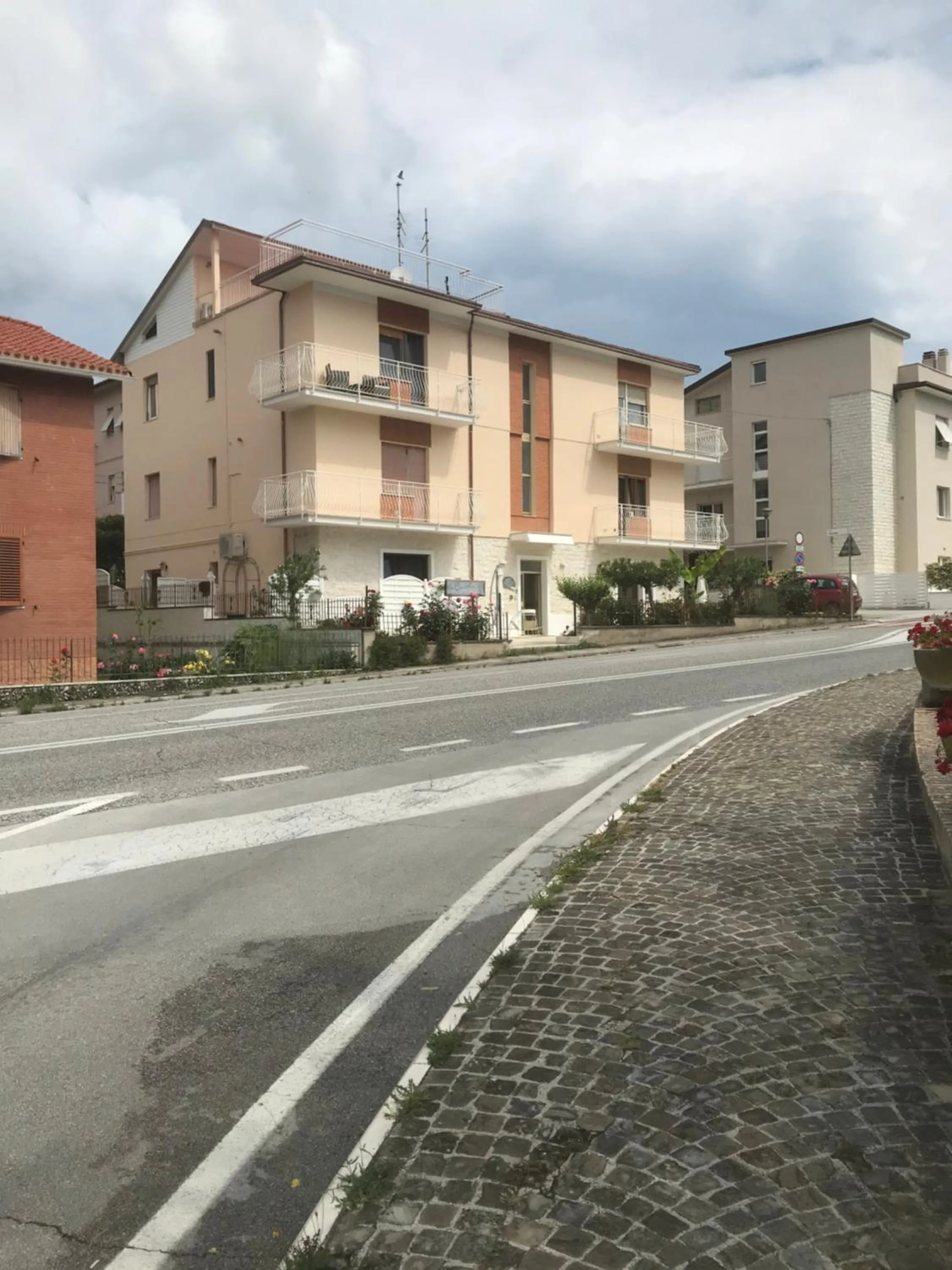 Street view in LaGarolina Del Conero B&B
