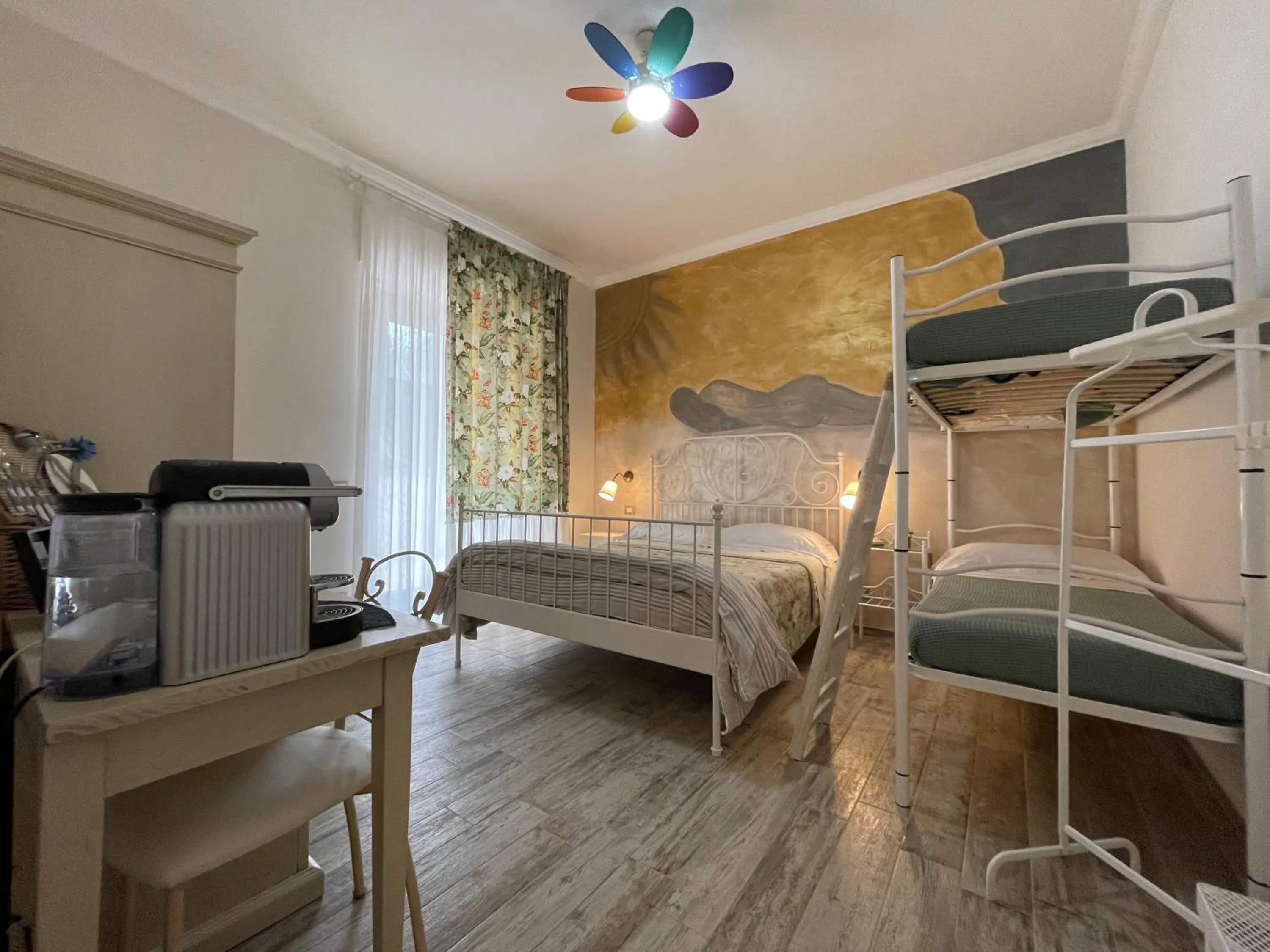 Photo of the whole room, Bed in LaGarolina Del Conero B&B