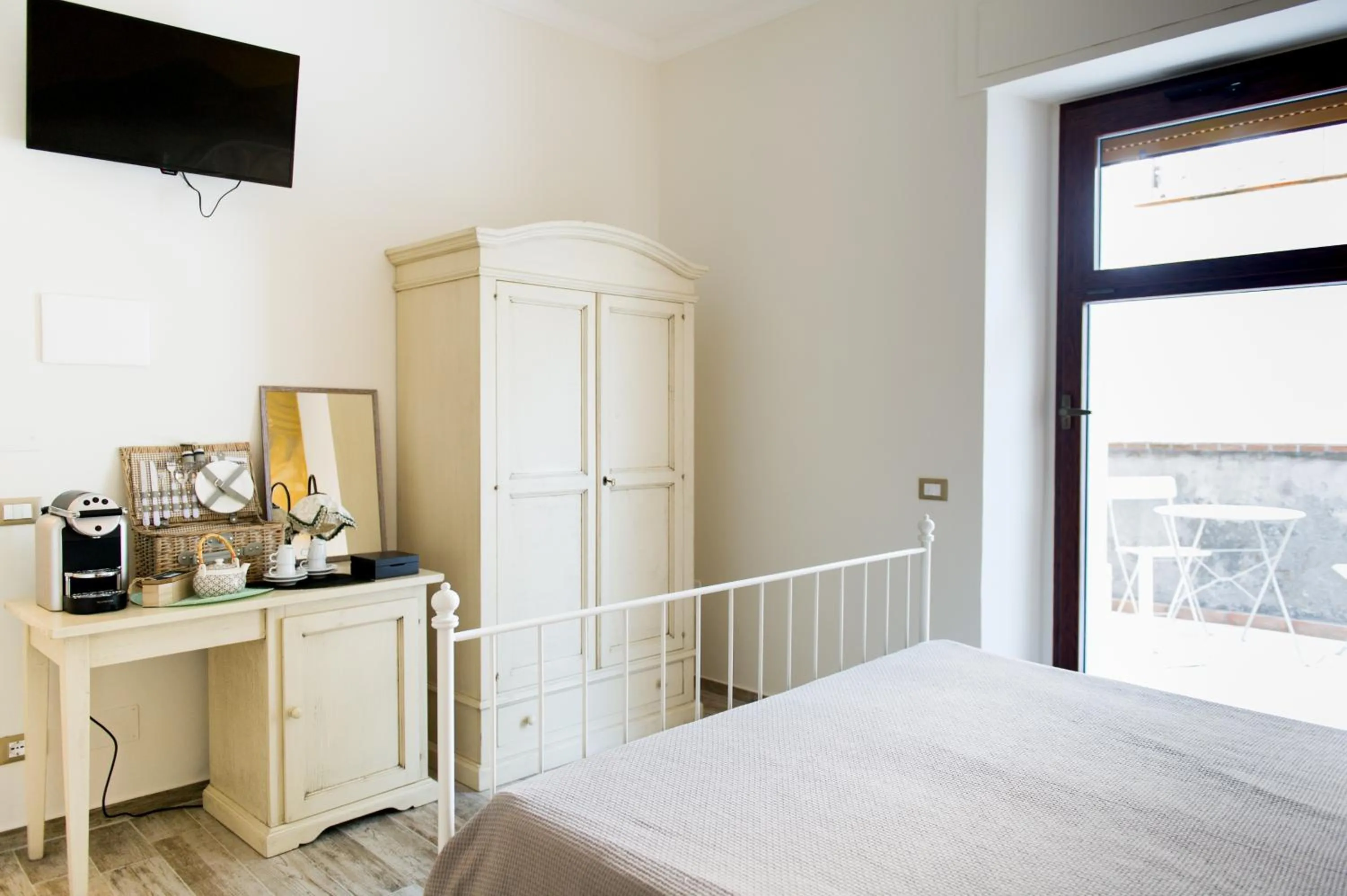Coffee/tea facilities, Bed in LaGarolina Del Conero B&B