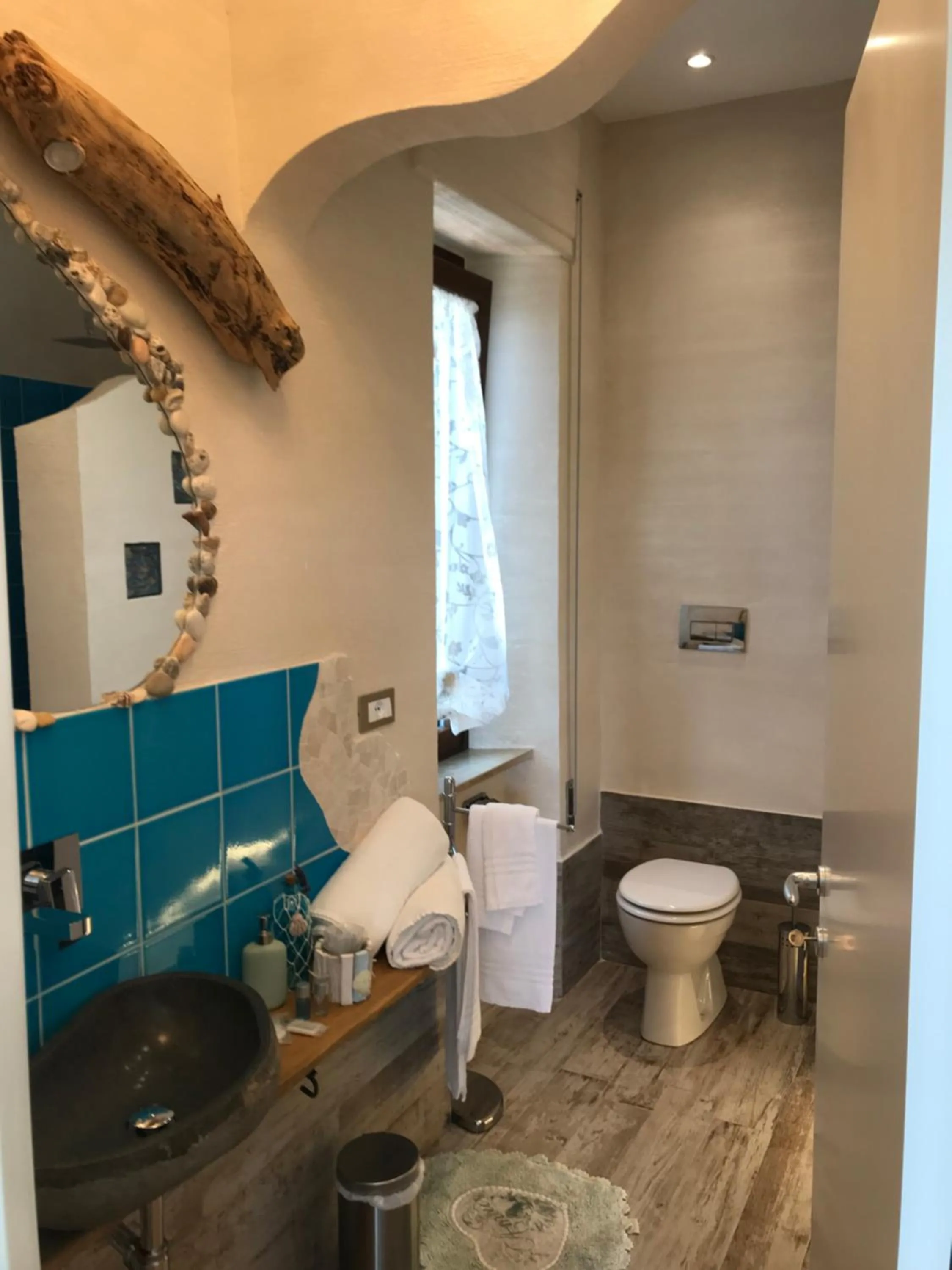 Bathroom in LaGarolina Del Conero B&B