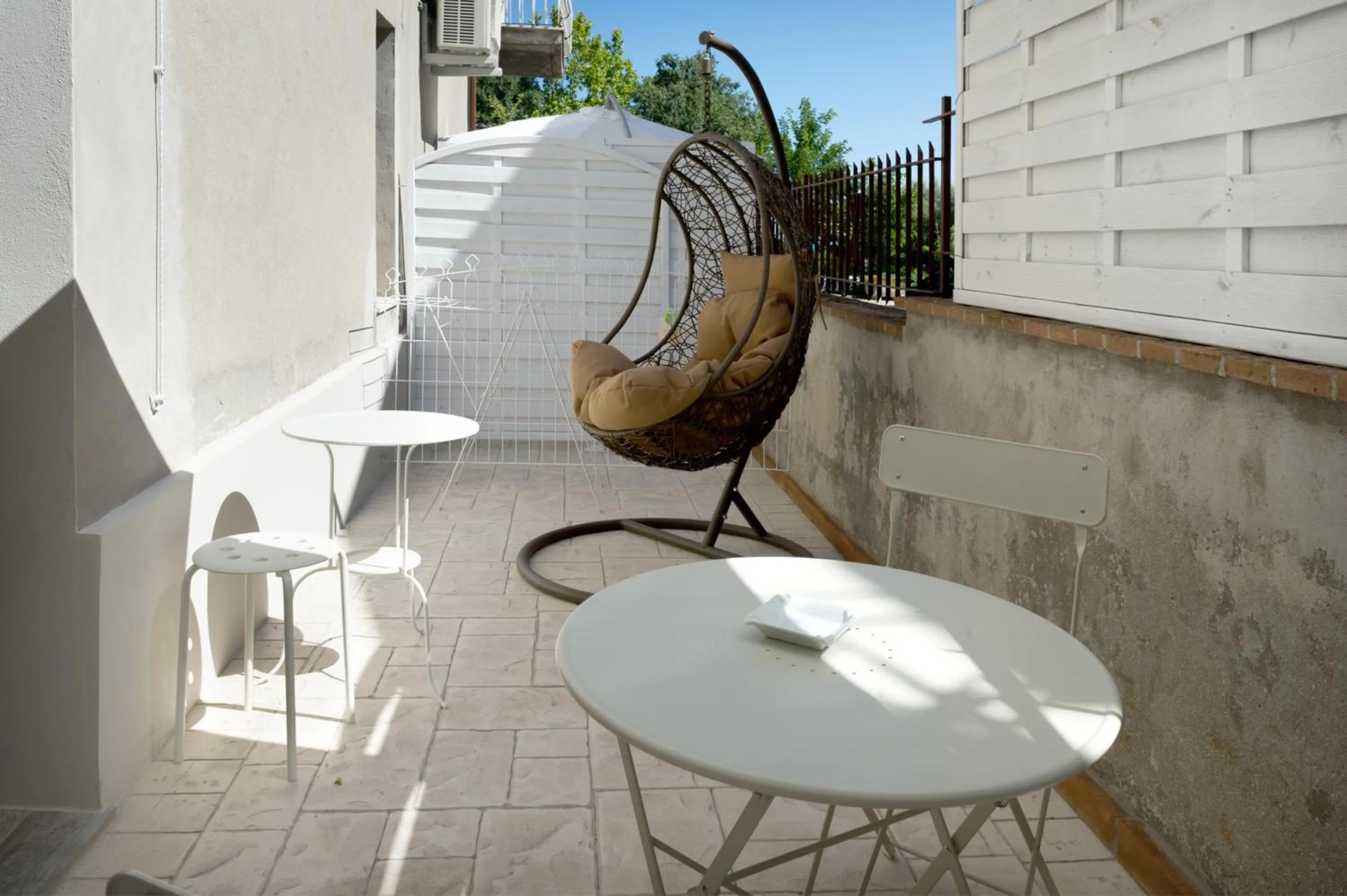 Patio in LaGarolina Del Conero B&B