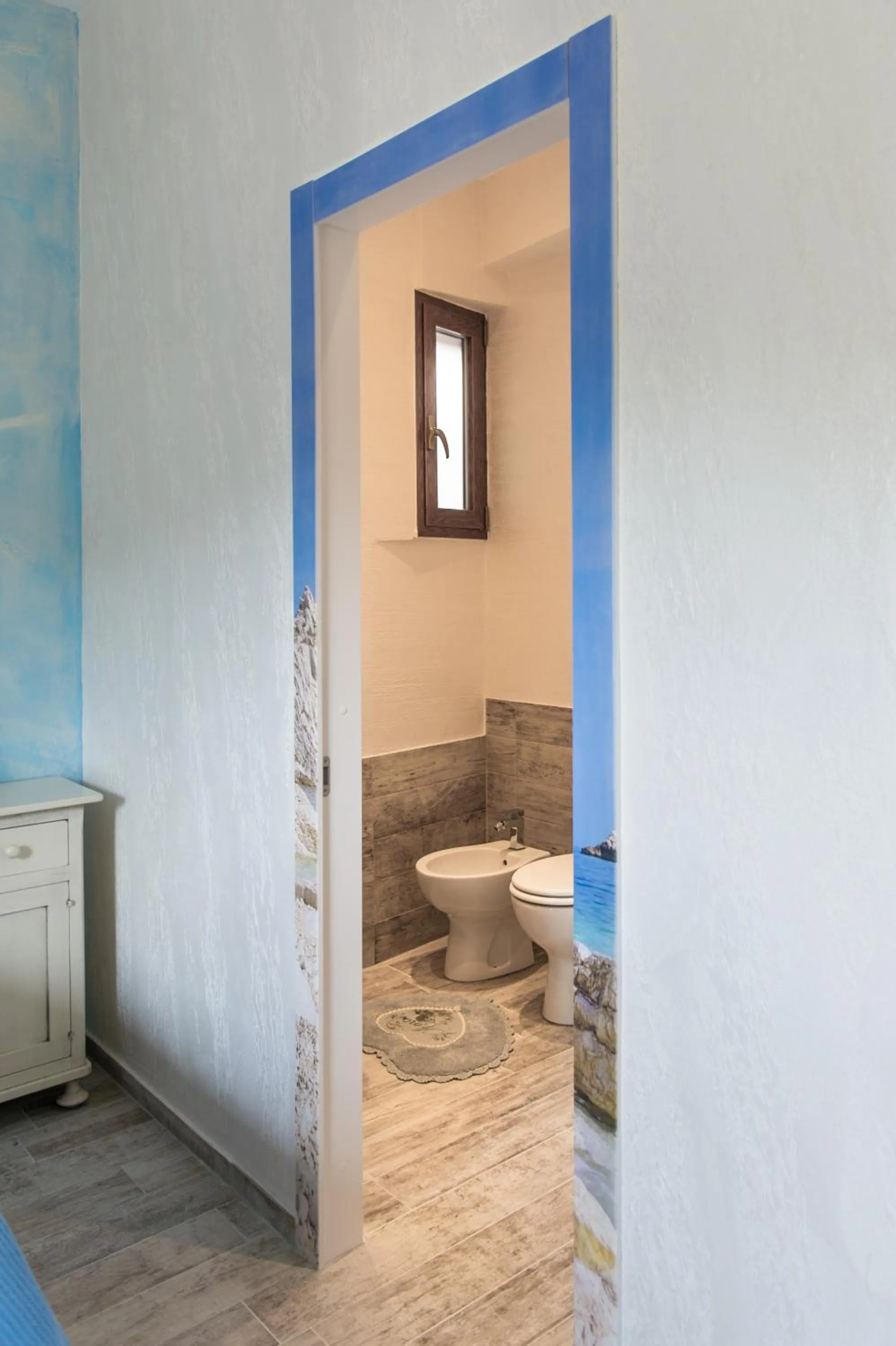 Photo of the whole room in LaGarolina Del Conero B&B