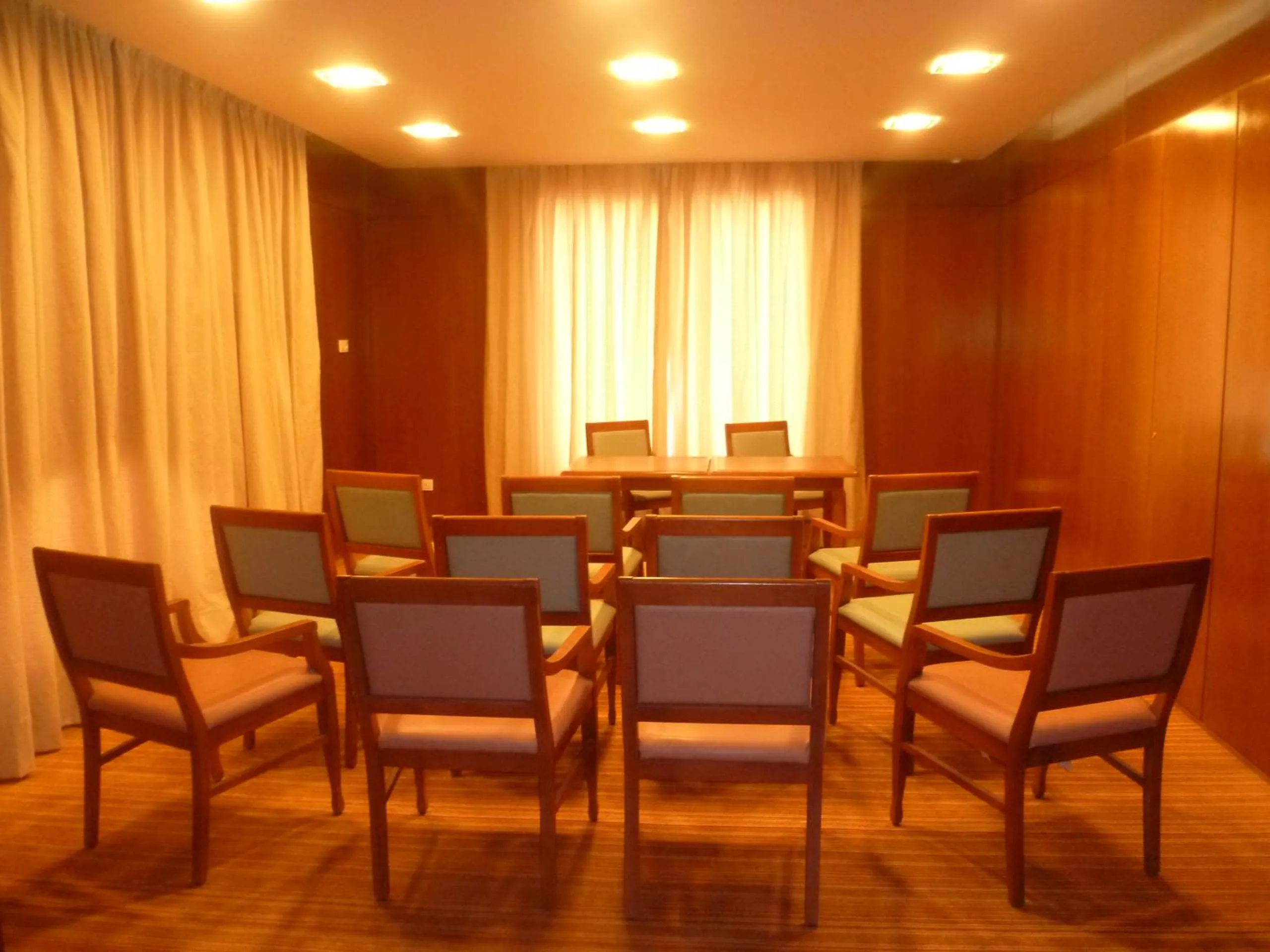 Business facilities in Vincci Helios Beach