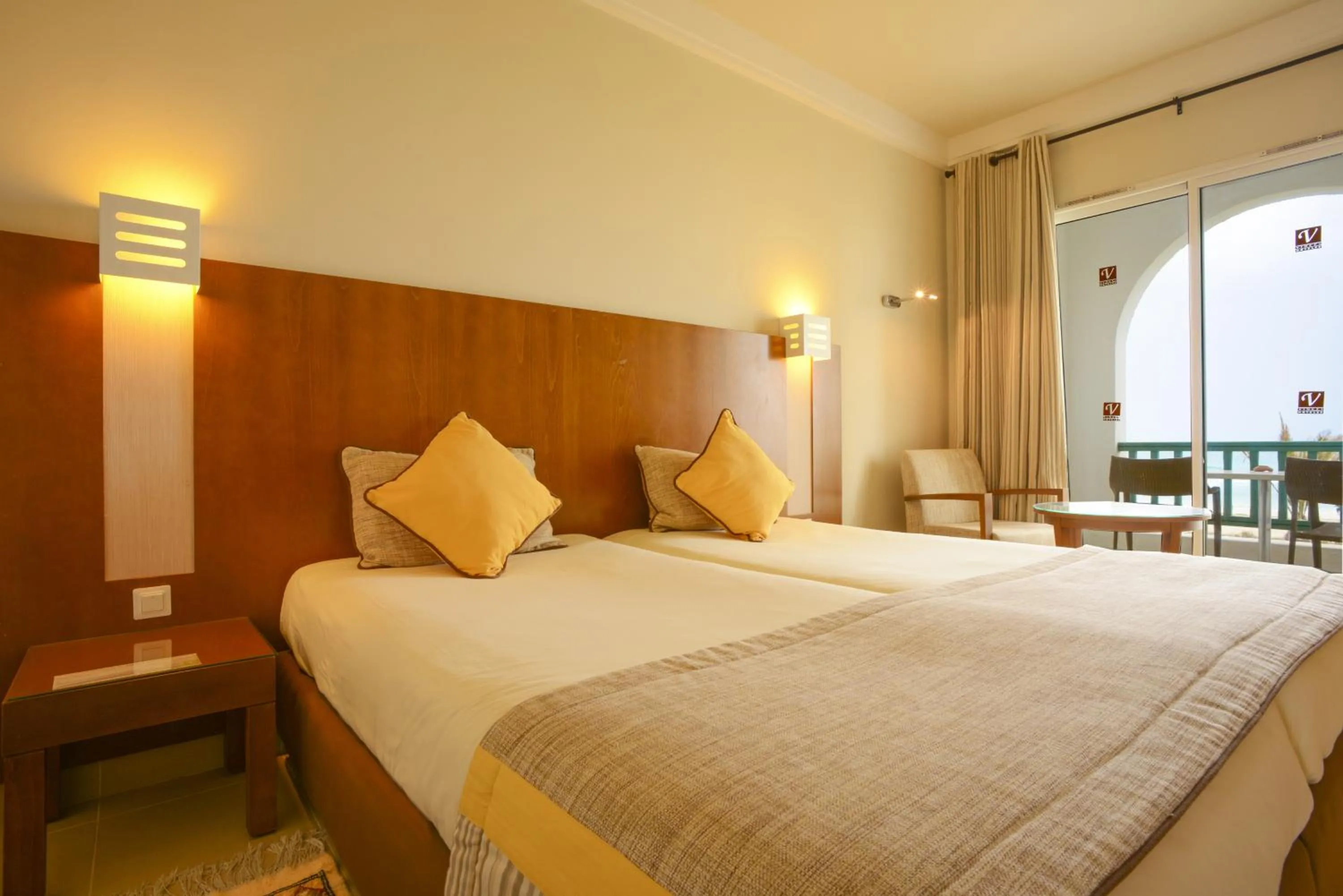 Bed in Vincci Helios Beach