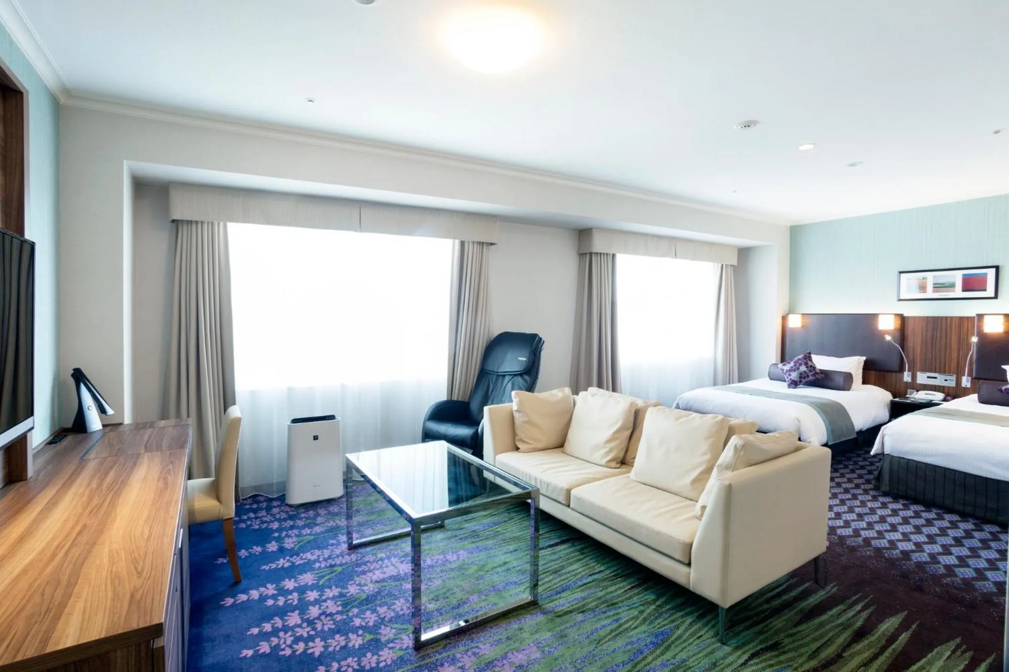 Photo of the whole room, Bed in Sapporo Excel Hotel Tokyu