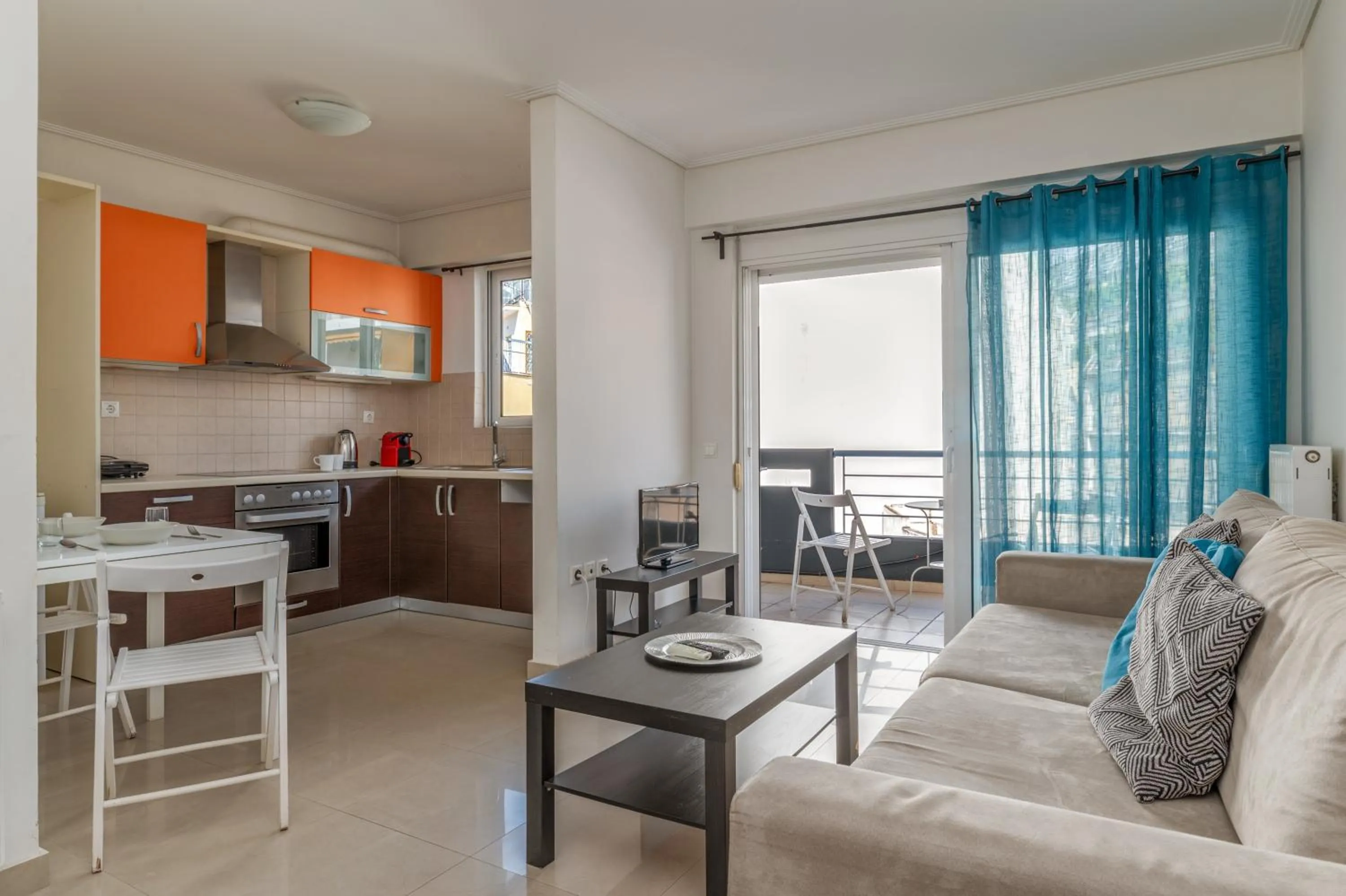 Kitchen or kitchenette in Elvita Apartments 2