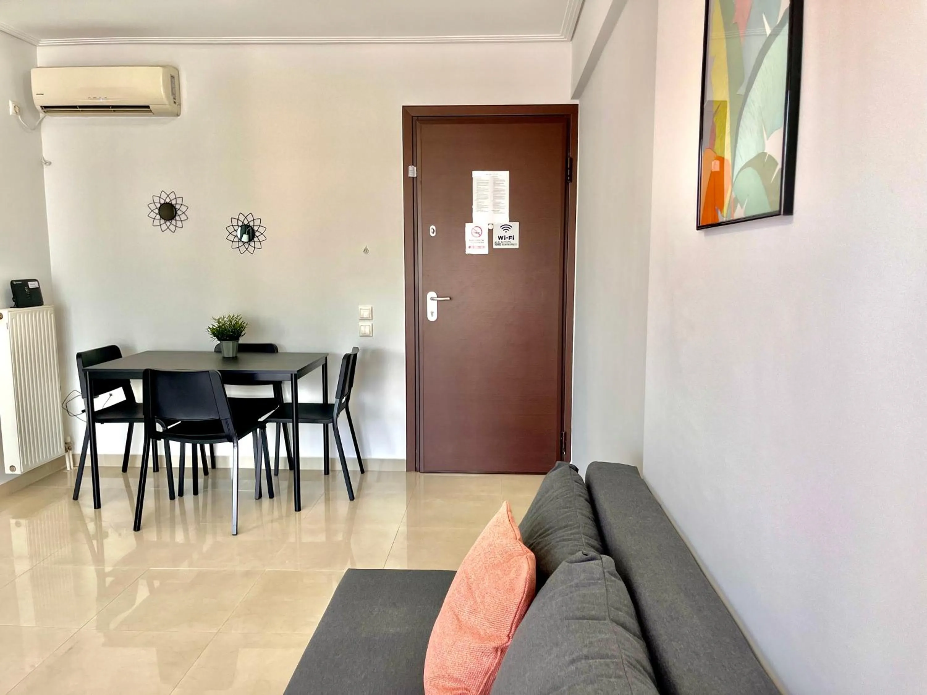 Living room in Elvita Apartments 2