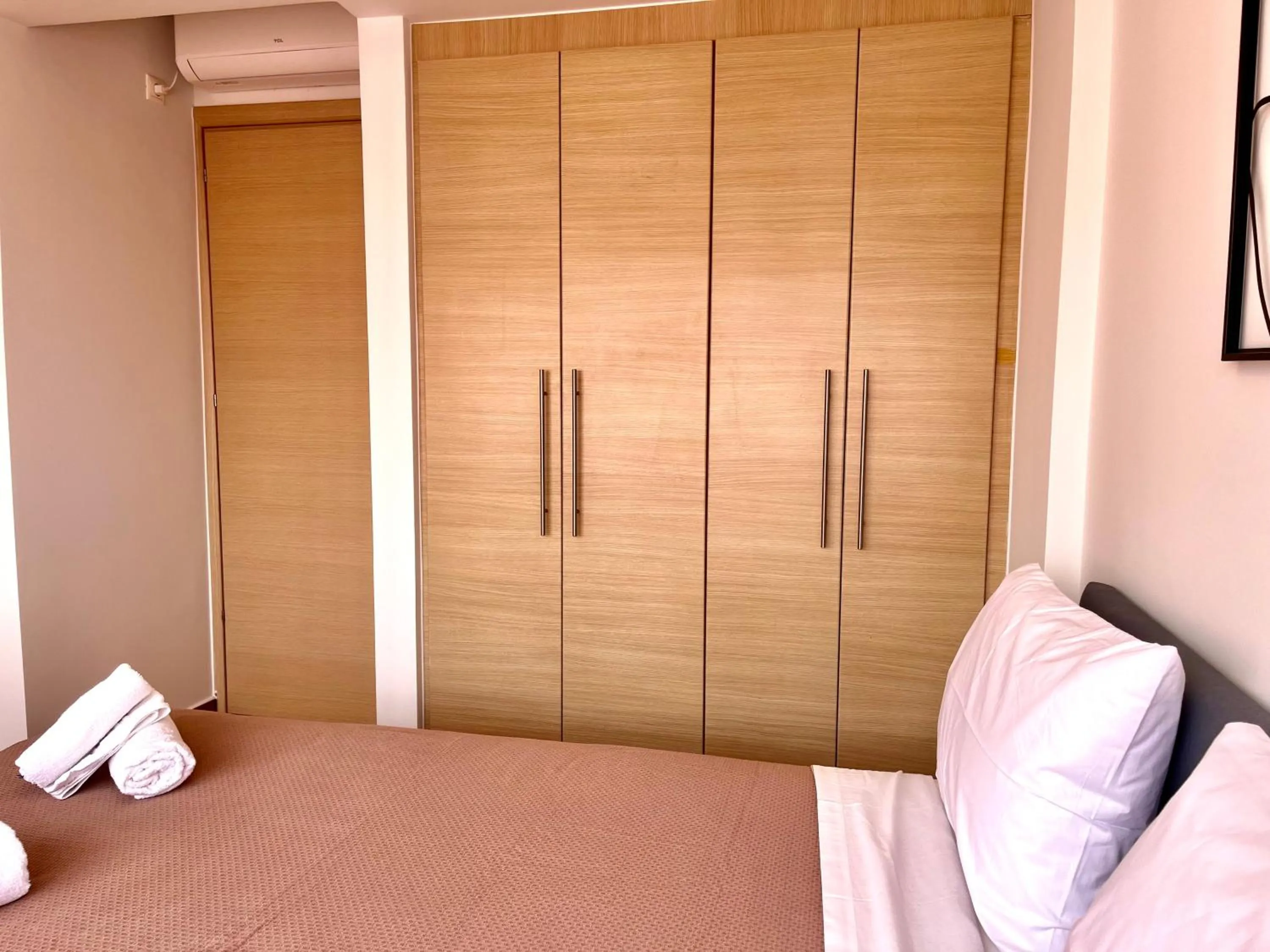 Bed in Elvita Apartments 2