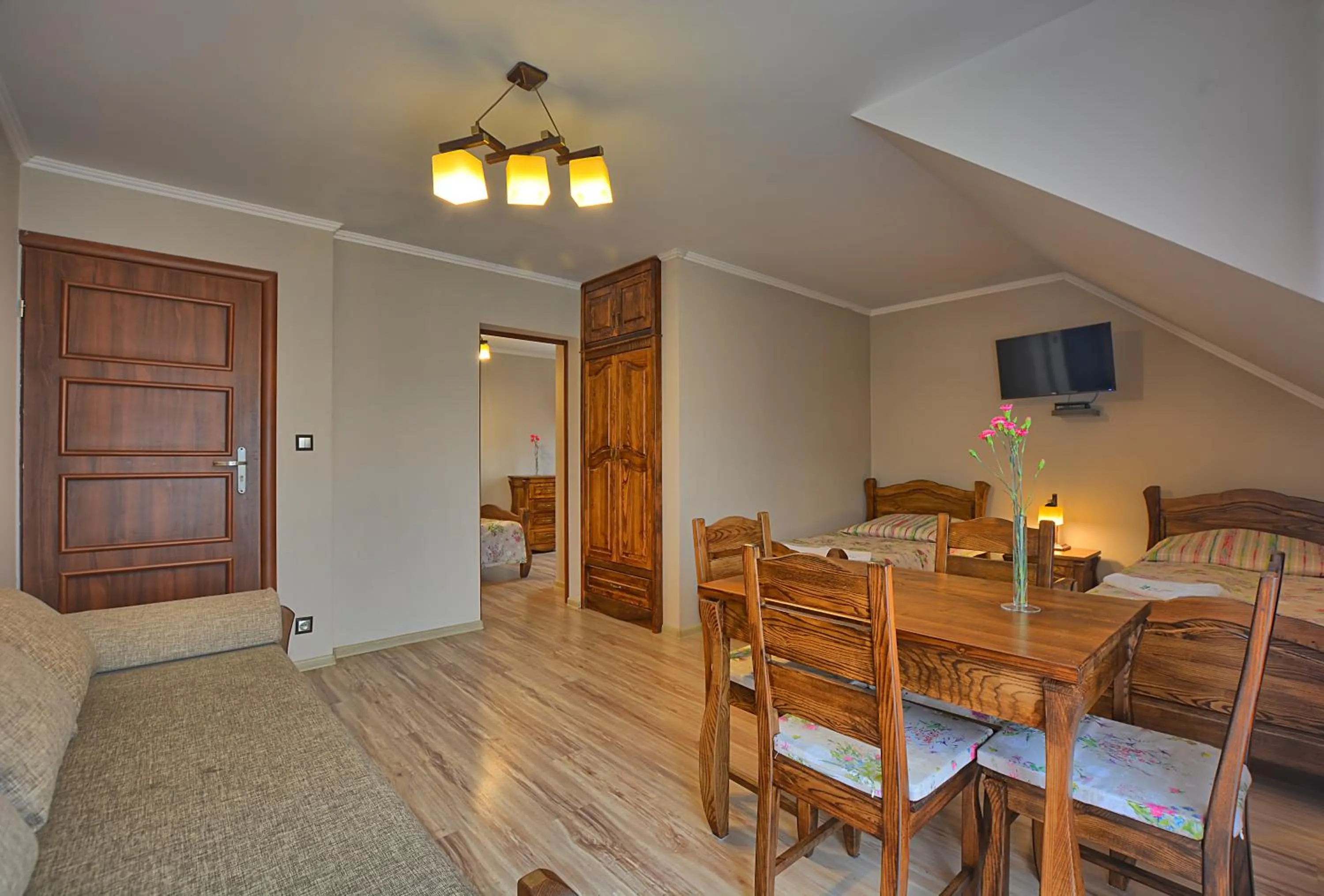 Photo of the whole room in Pod Brzozka
