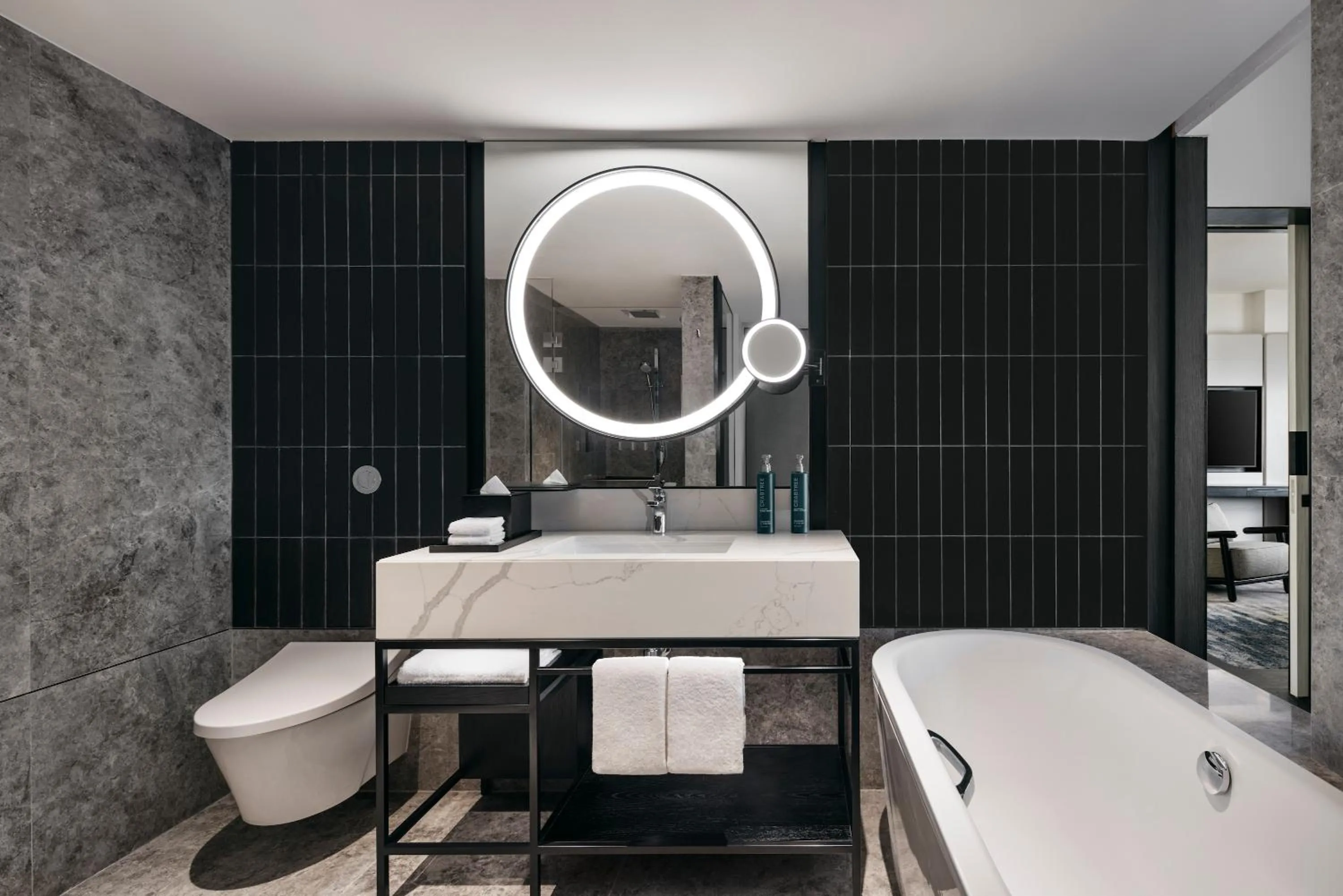 Bathroom in Hilton Singapore Orchard