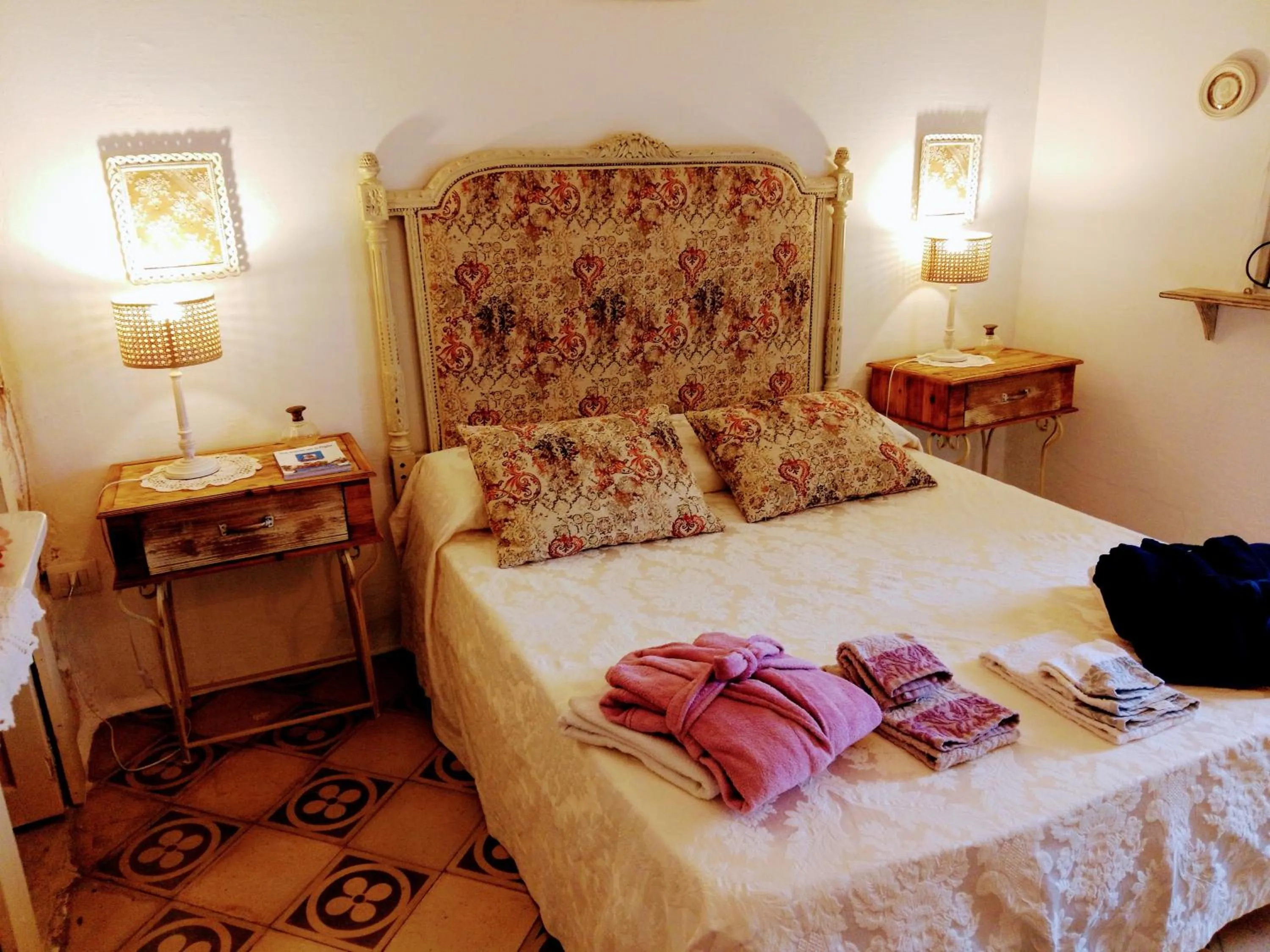 Bed in B&B Luxury Villa Olimpia Home Restaurant