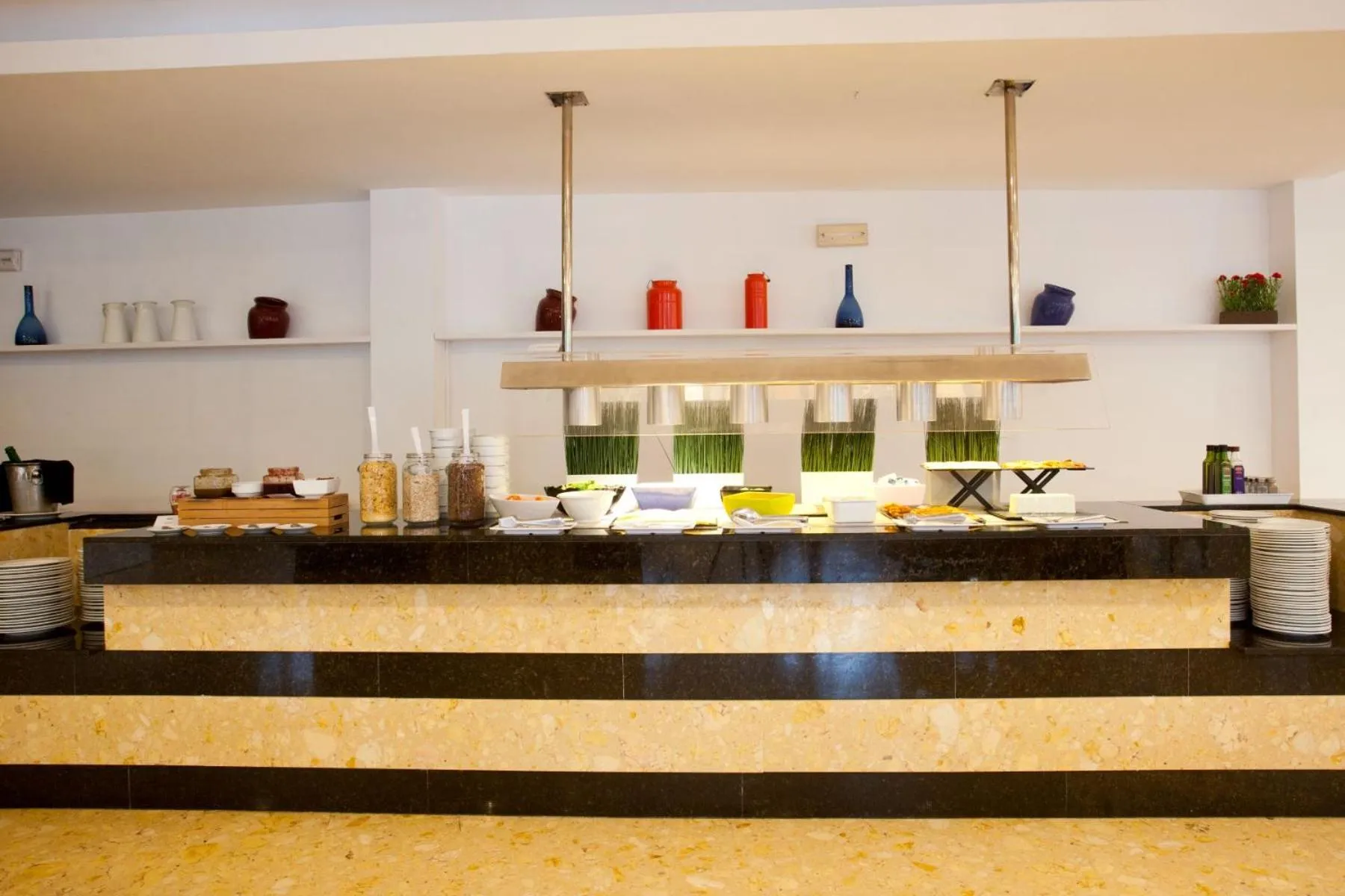 Food and drinks in Hotel Cala Murada