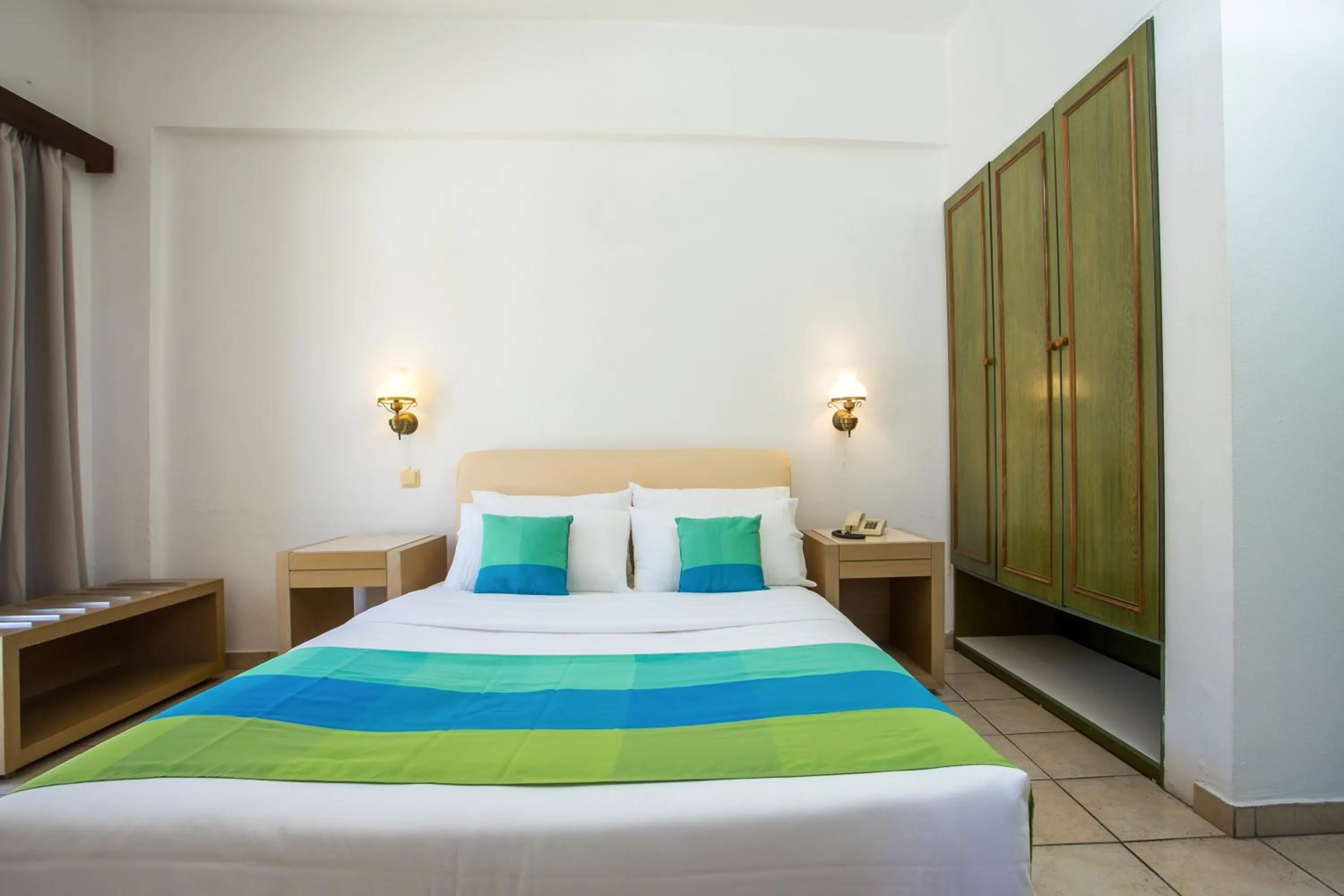 Bedroom in Royal Aparthotel City Centre