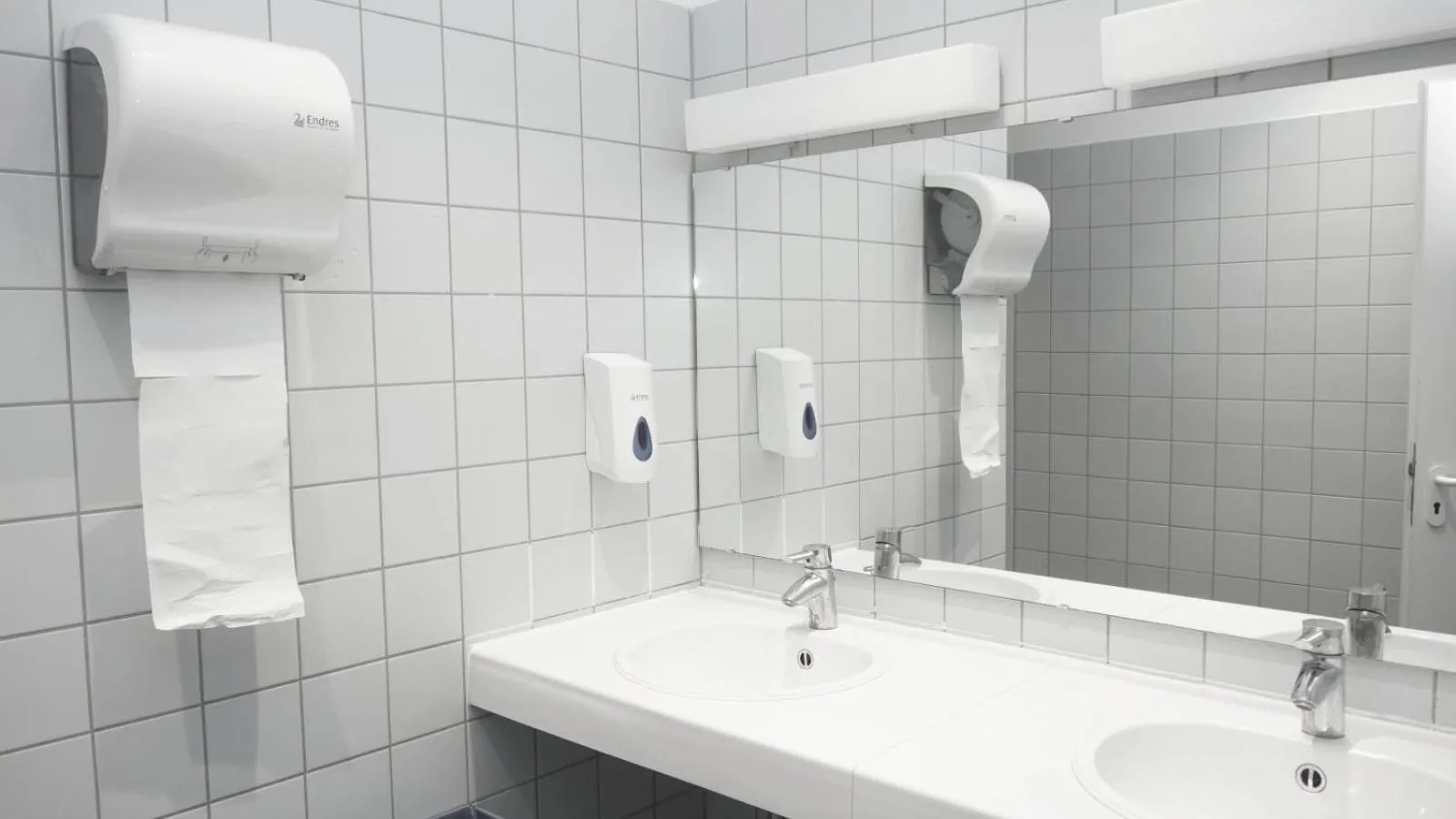 Toilet in Low Budget Hostel