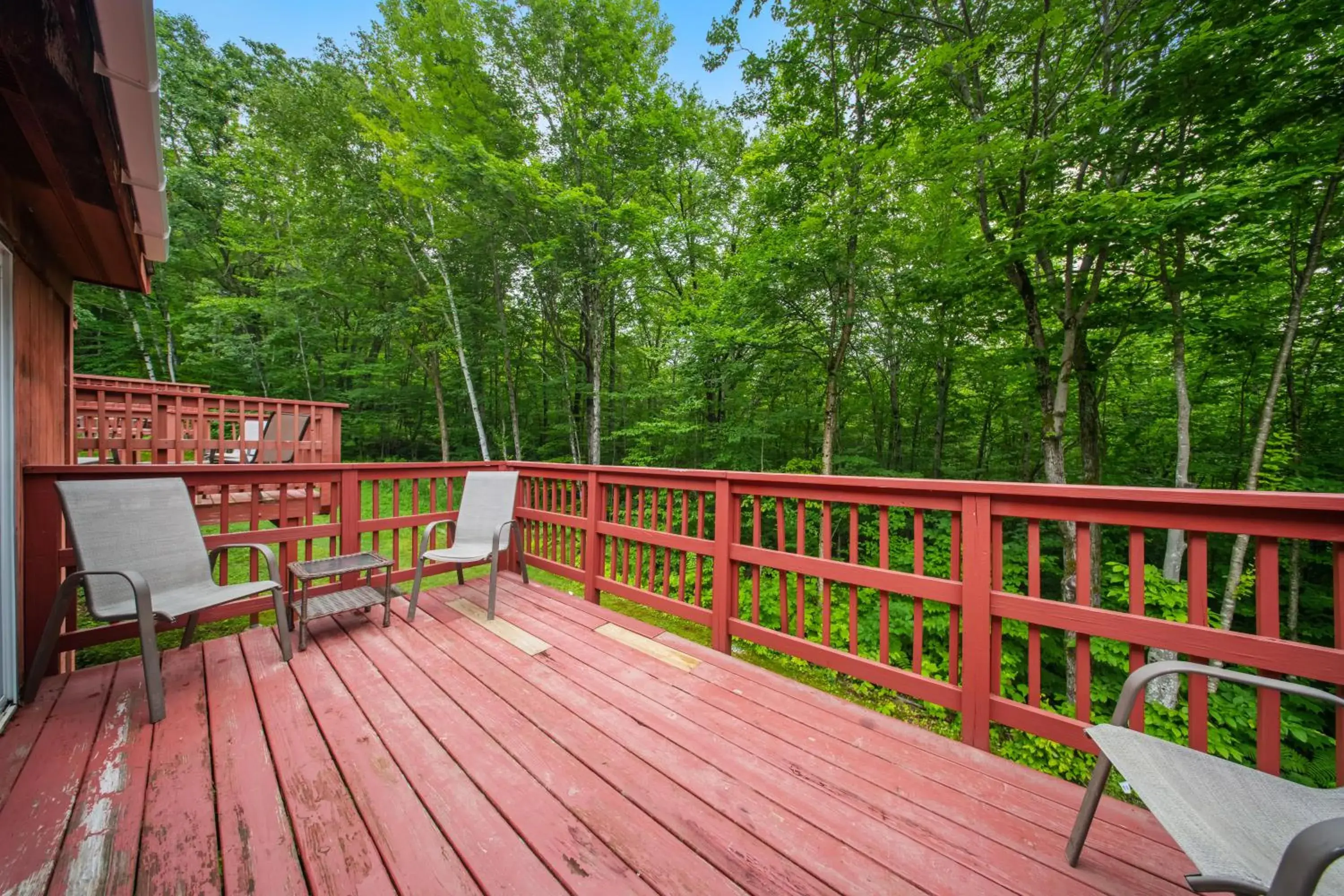 Balcony/Terrace in Evergreen Valley Inn Balcony/Terrace in Evergreen Valley Inn