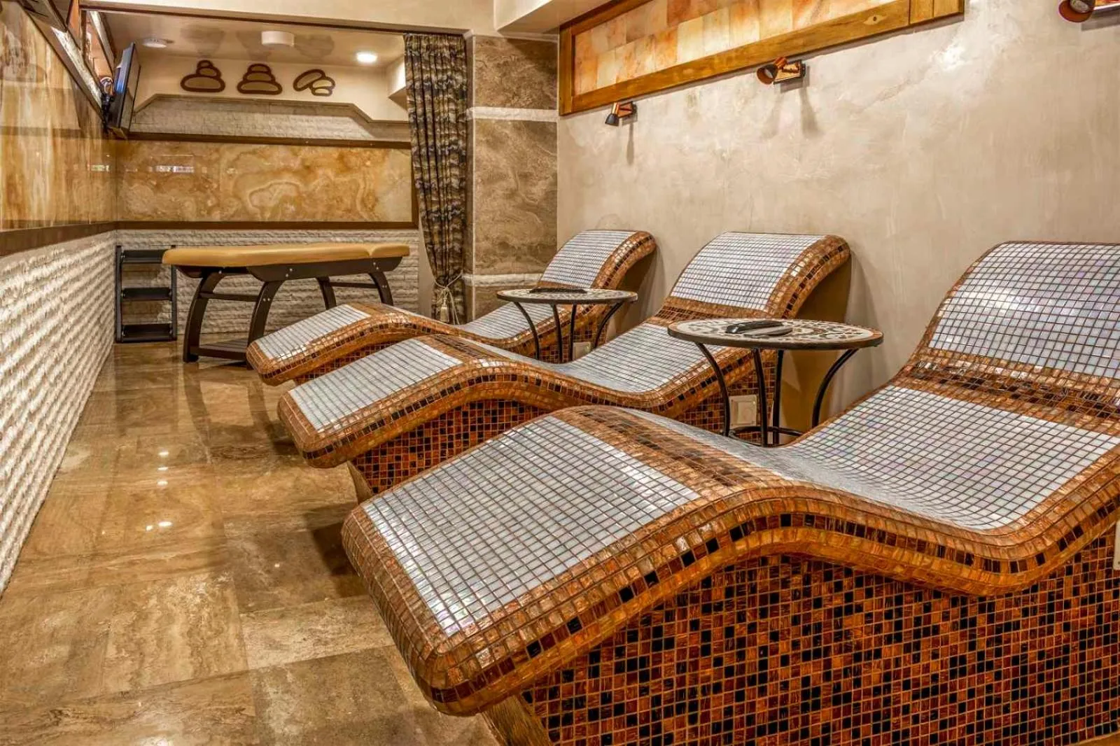 Spa and wellness centre/facilities in Sunny Paradise Family Hotel