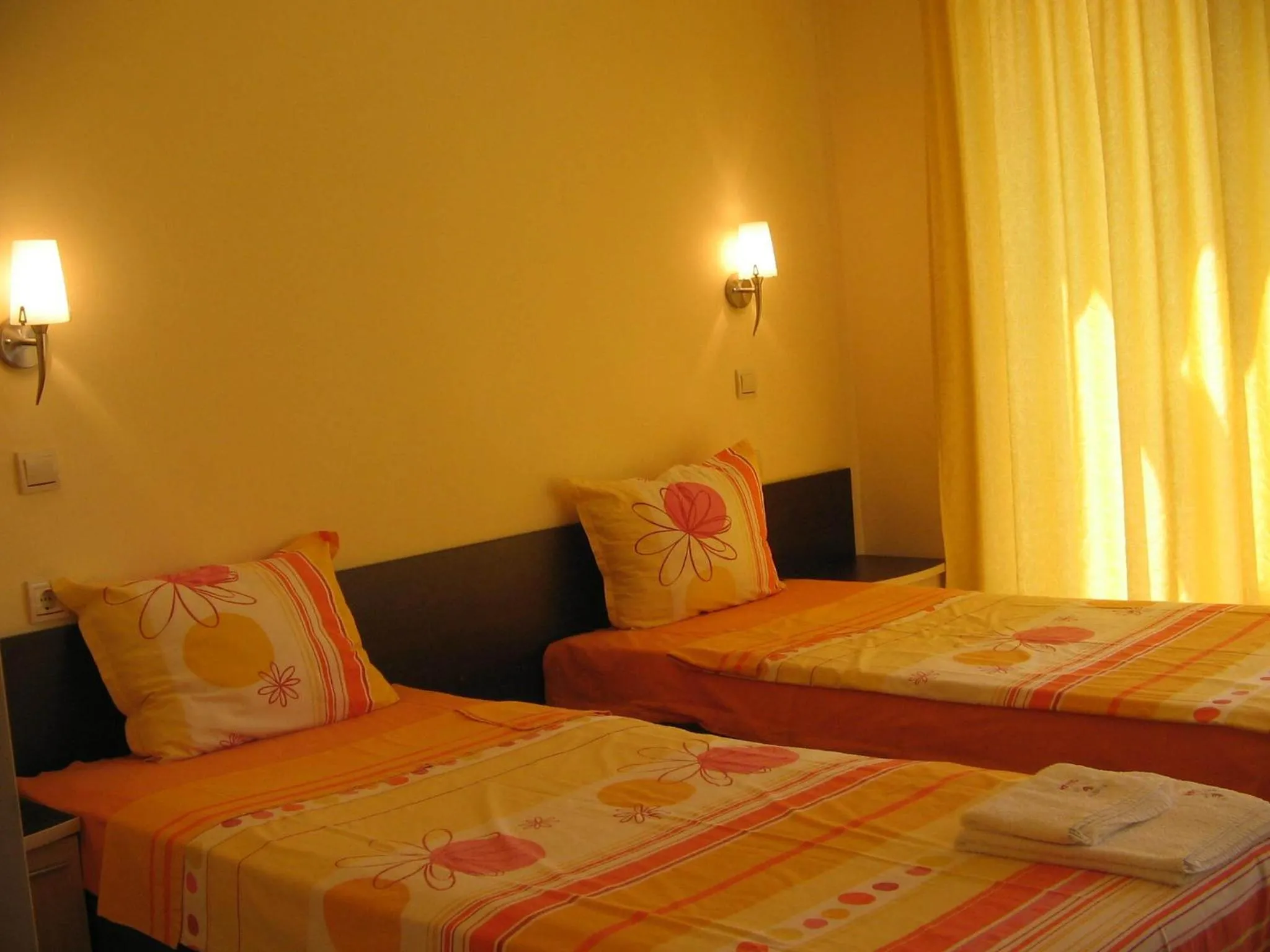 Bedroom, Bed in Sunny Paradise Family Hotel