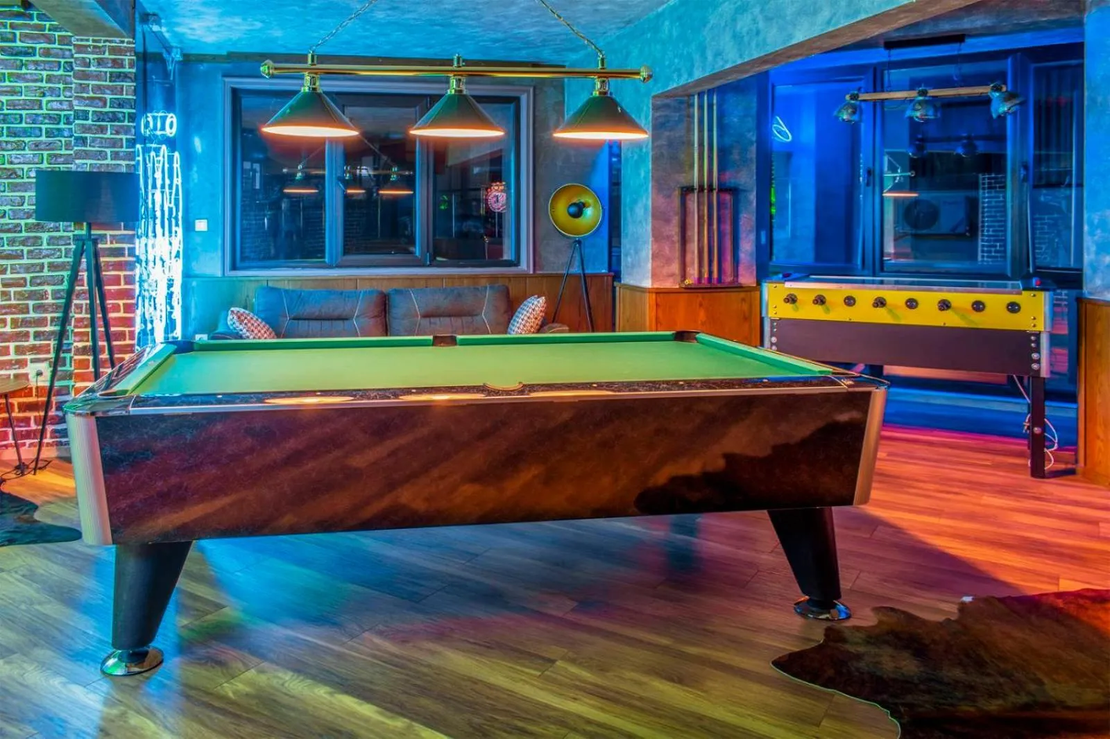 Billiard in Sunny Paradise Family Hotel
