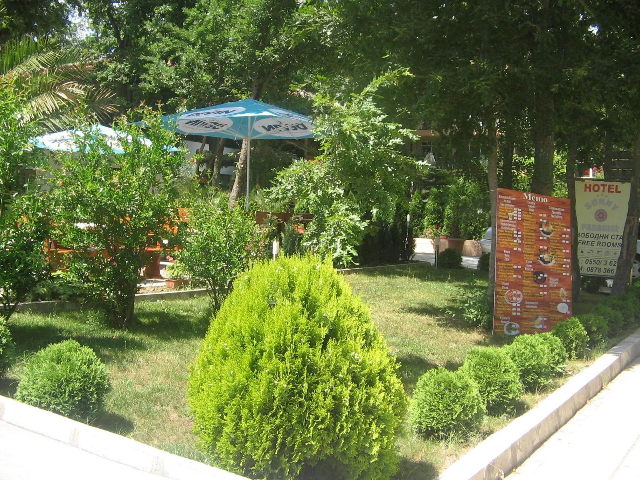 Garden in Sunny Paradise Family Hotel